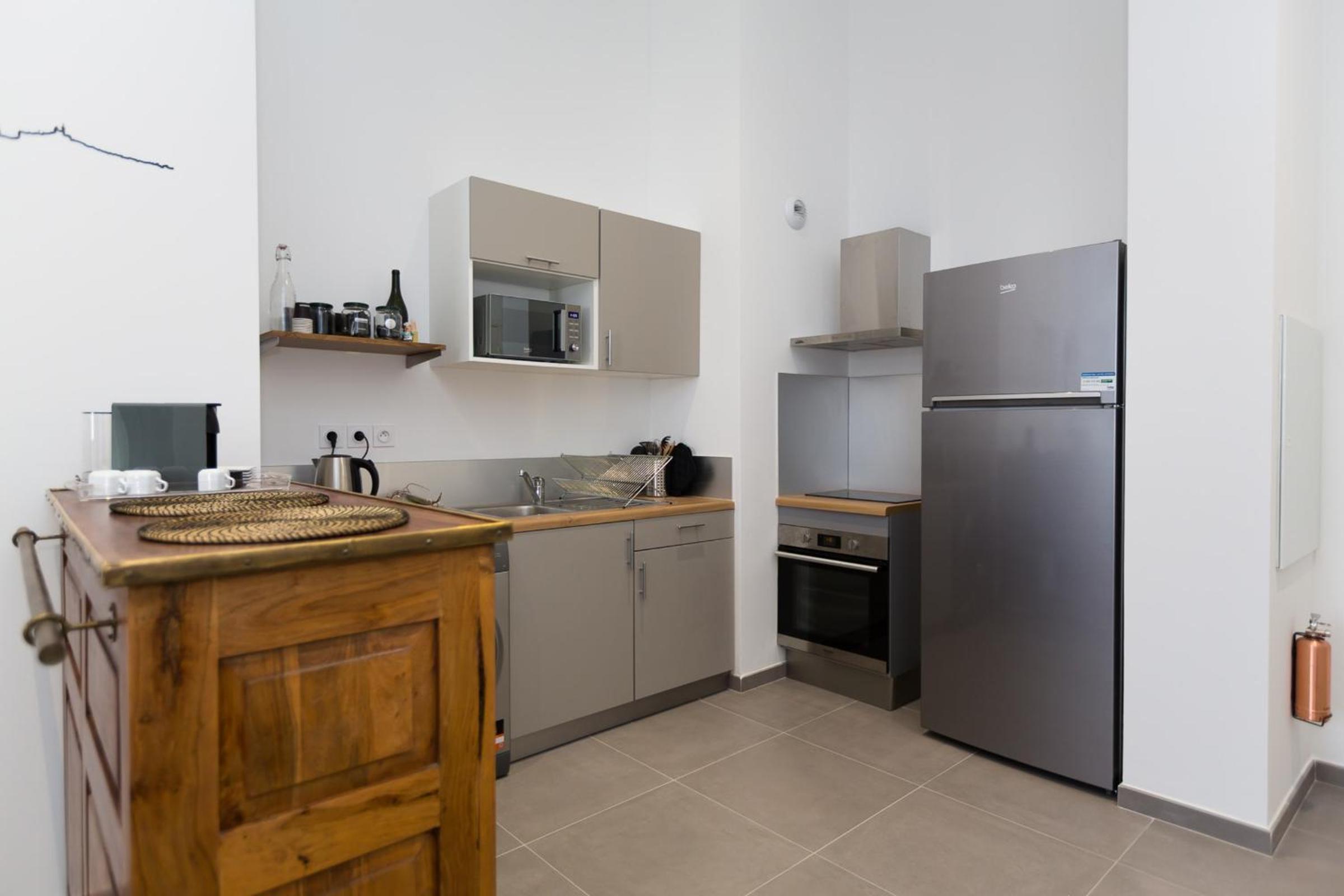 Bail mobilité - Le Mazenod Appartement avec balcon