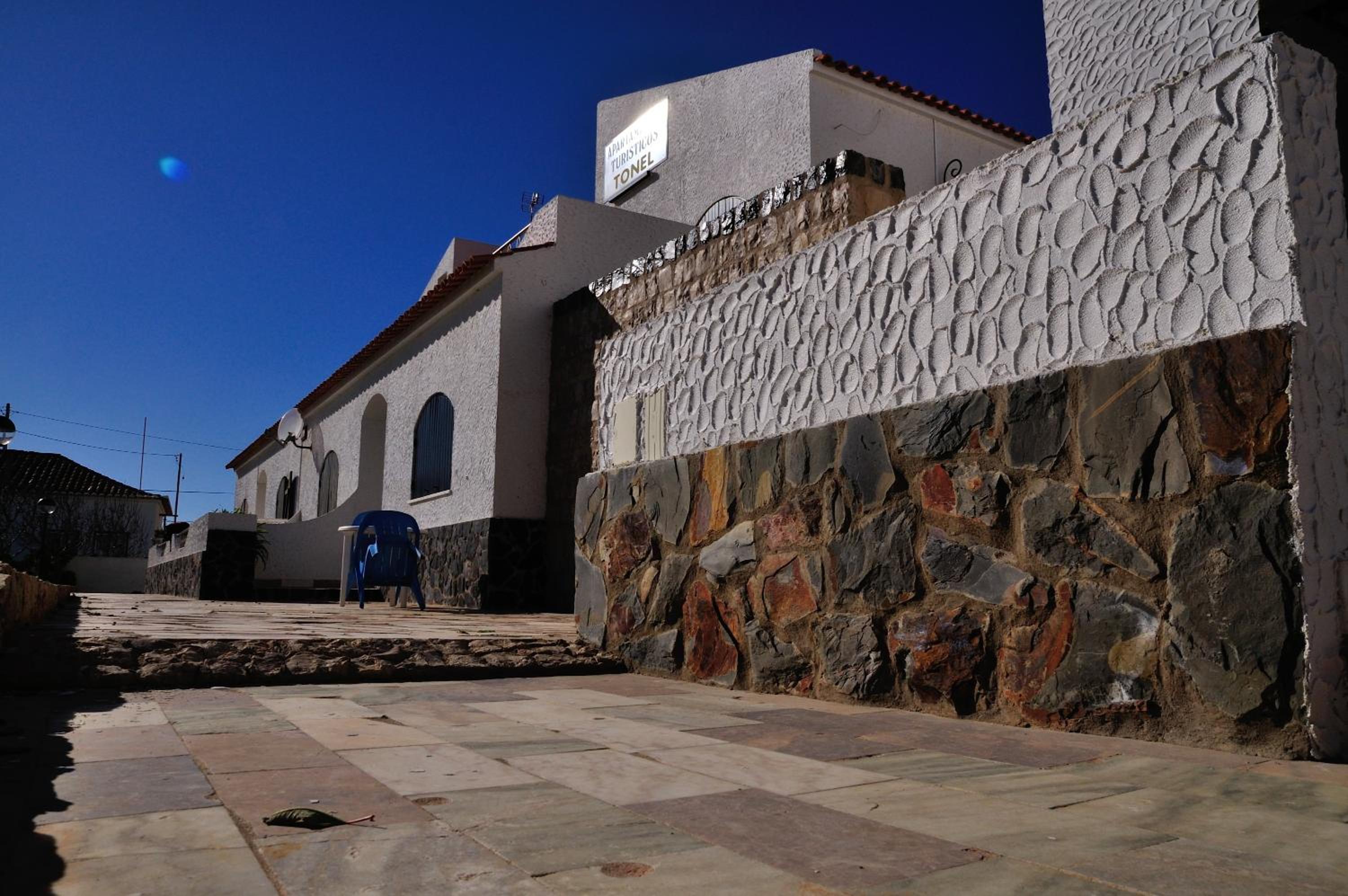Tonel Apartments