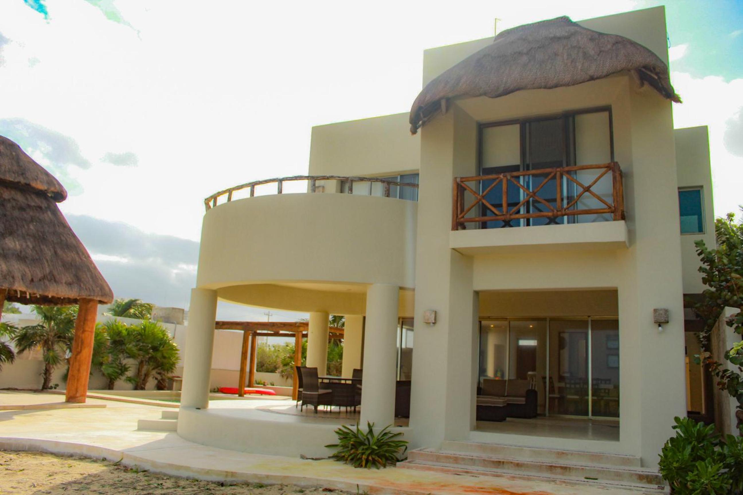Villa Karpatos