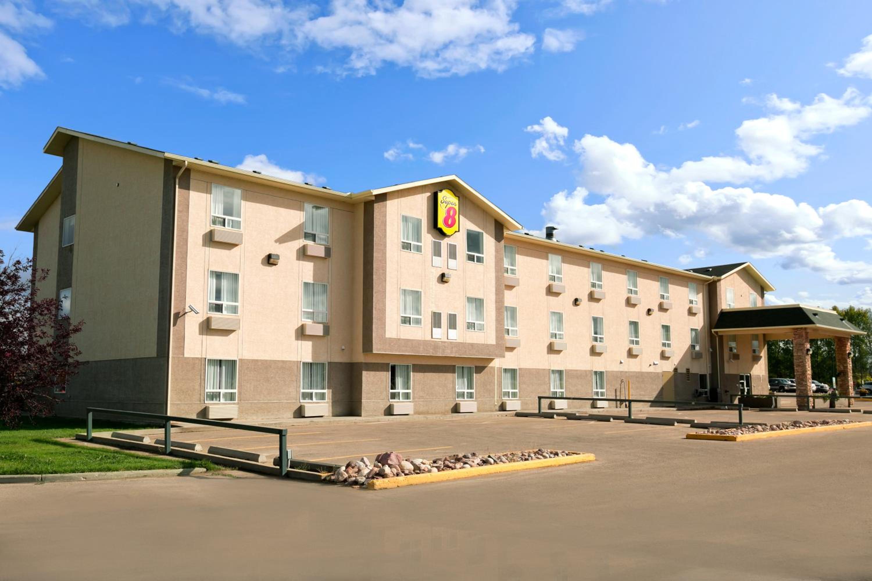 Super 8 by Wyndham Slave Lake AB, Billede 16