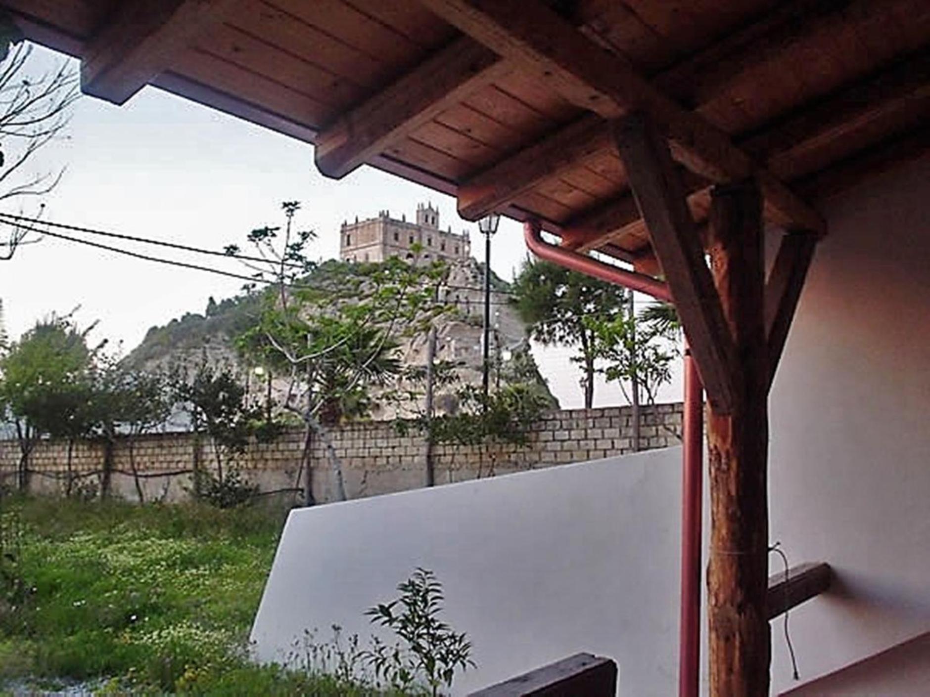 Photo 45