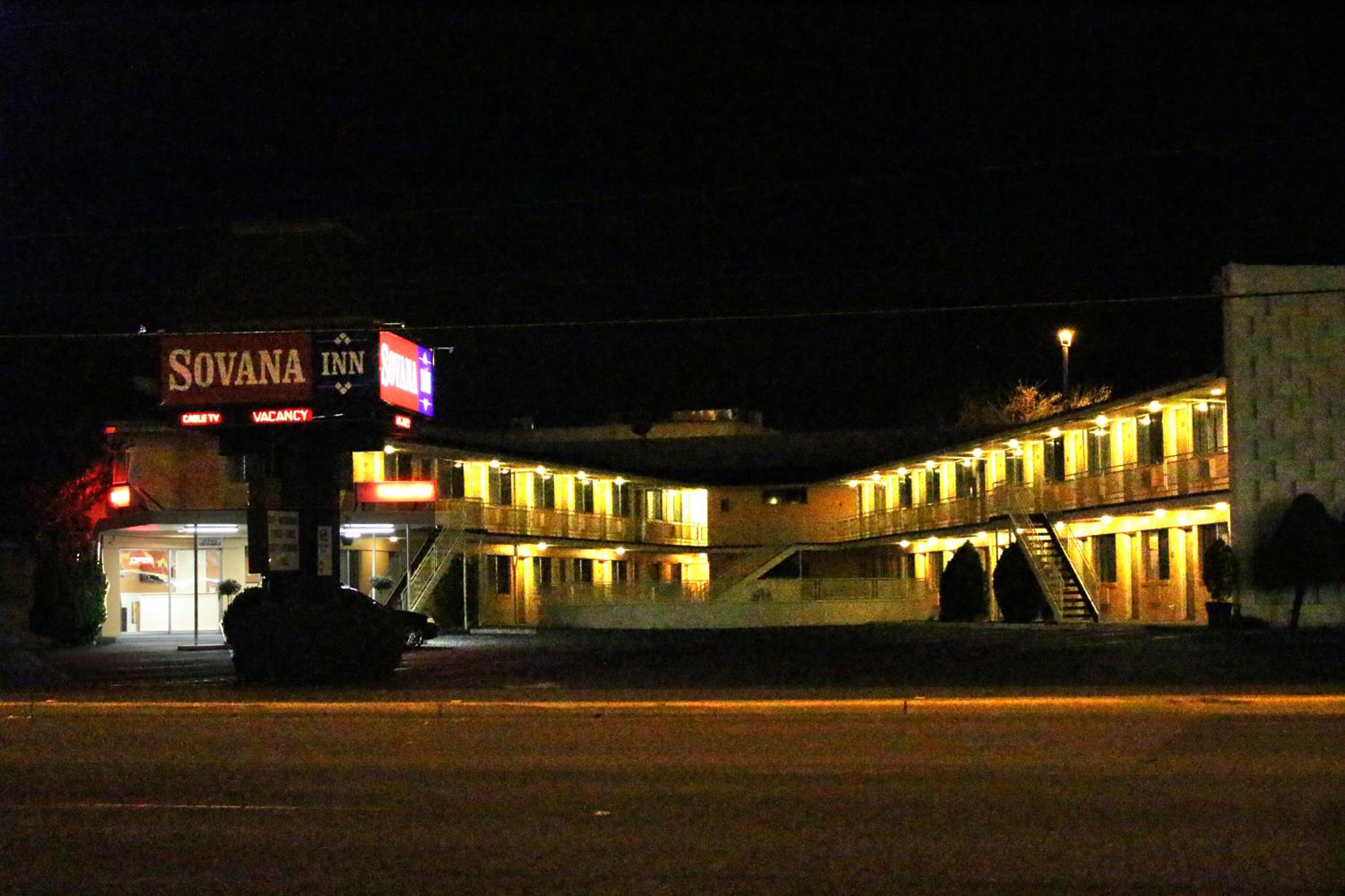 Medford Vacations - Sovana Inn - Property Image 8