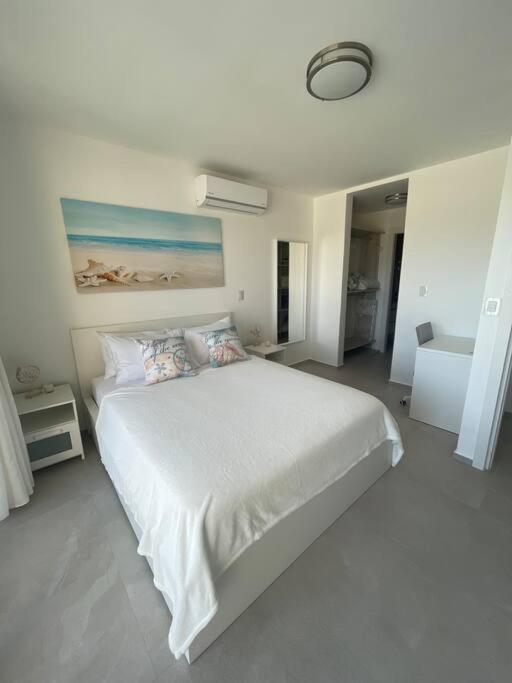 Luxury Romana South Beach