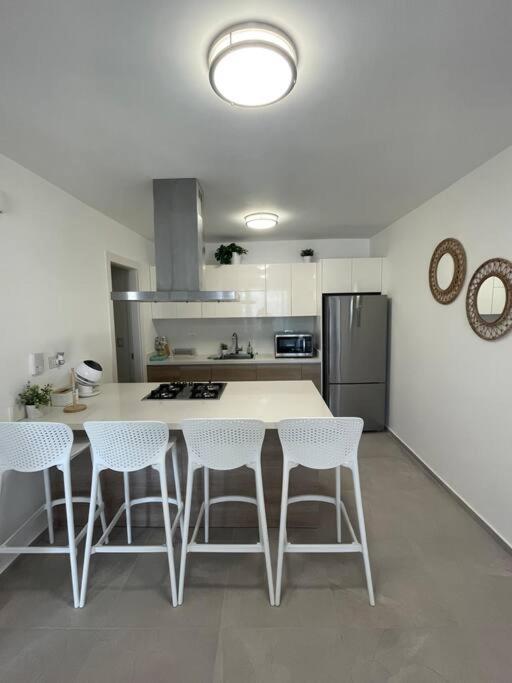 Luxury Romana South Beach