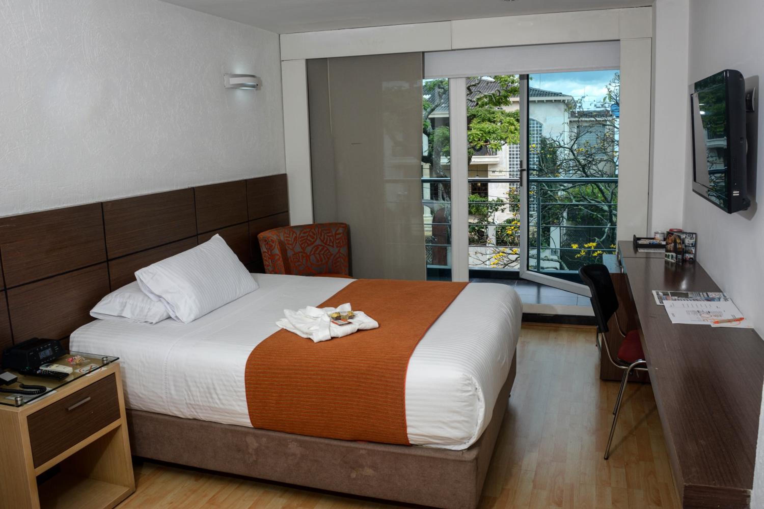 Zi One Luxury Hotel - Image 3