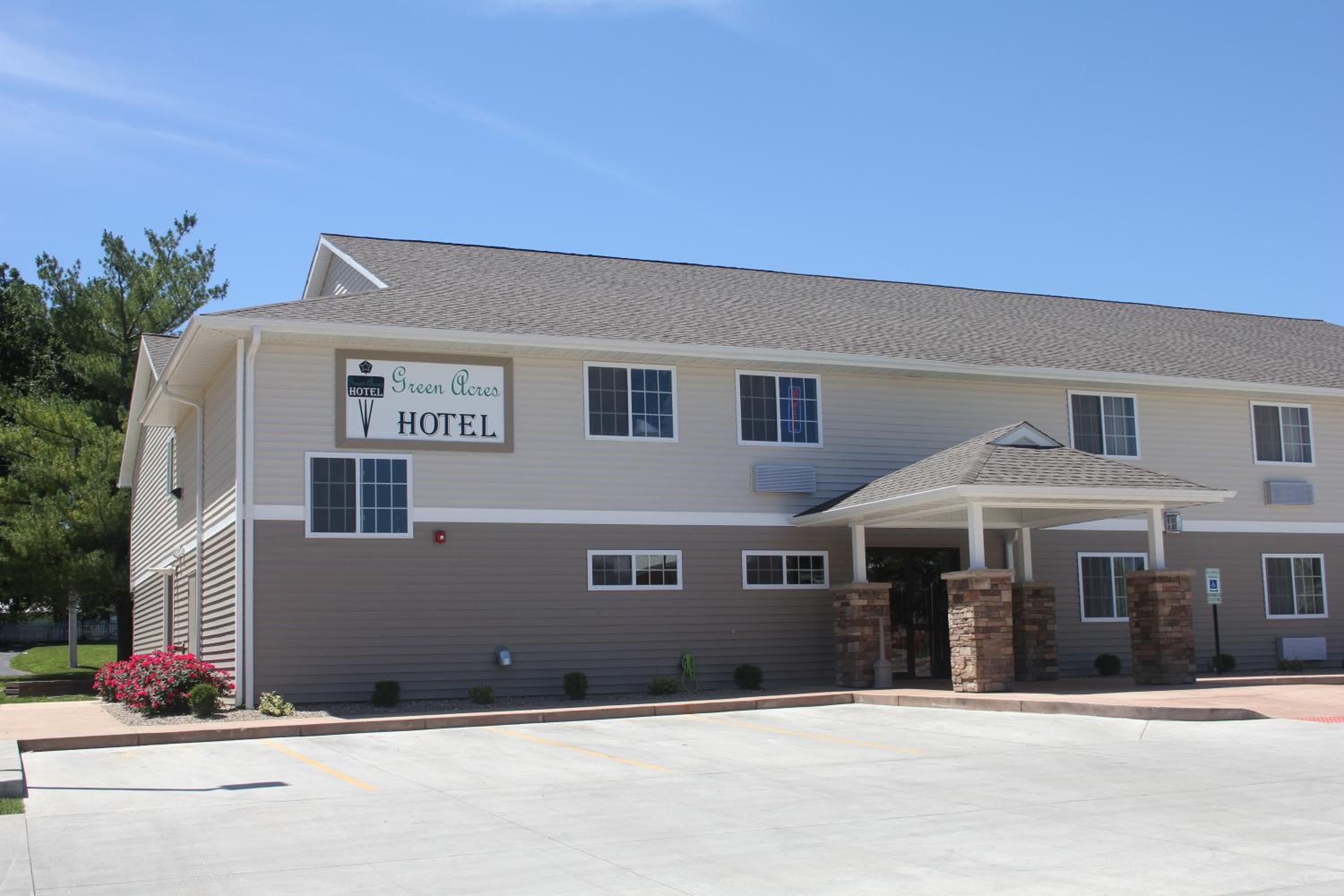 Green Acres Hotel