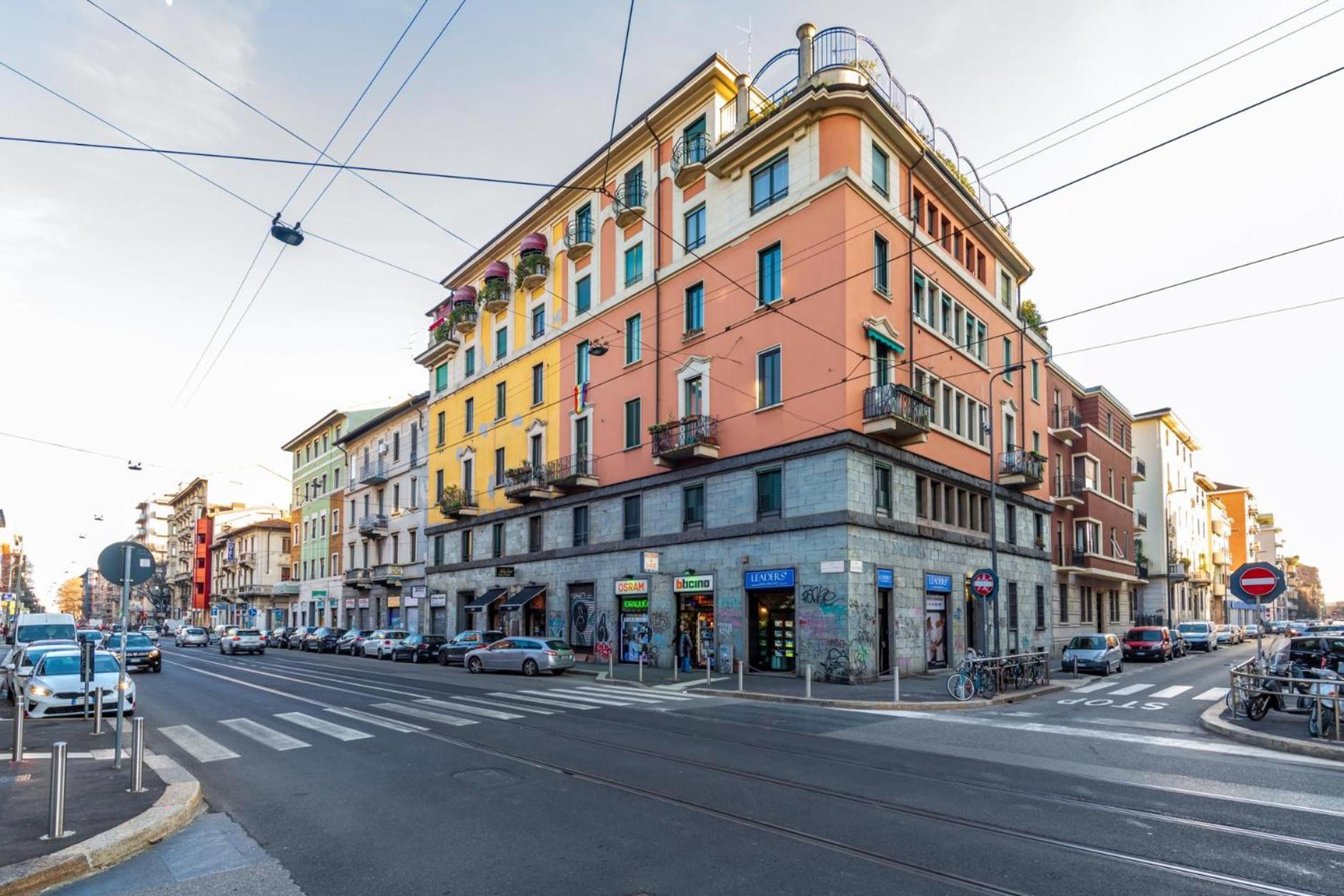 Easylife - Milano - Porpora 124 - Lambrate