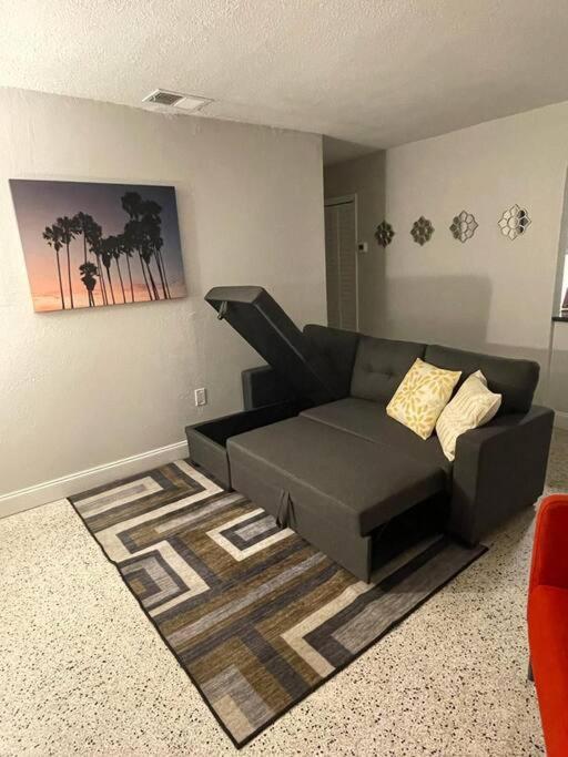 Sleeps 8, Havana Nights in Miami