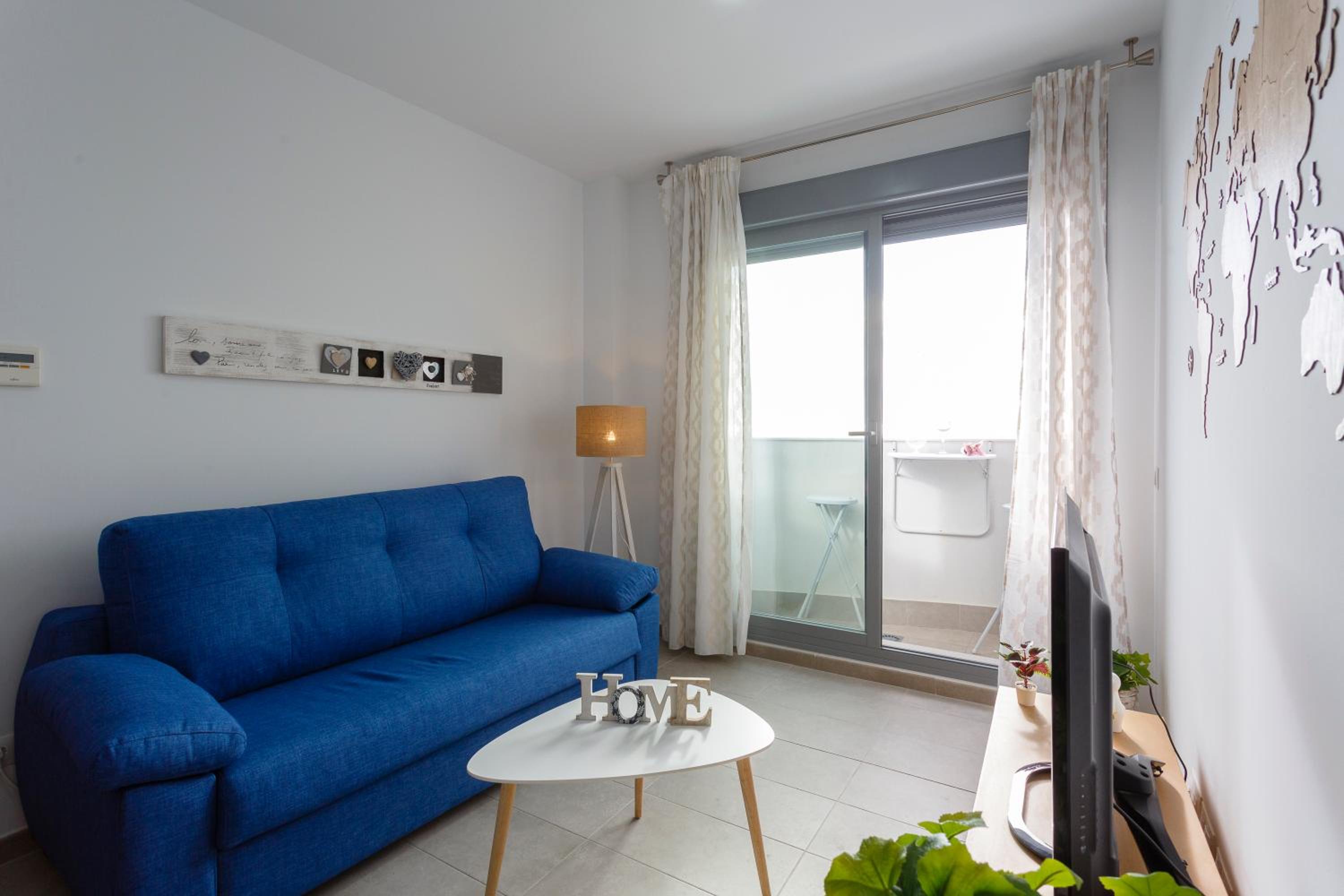 POSEIDON Beach Apartment & parking by Cadiz4Rentals