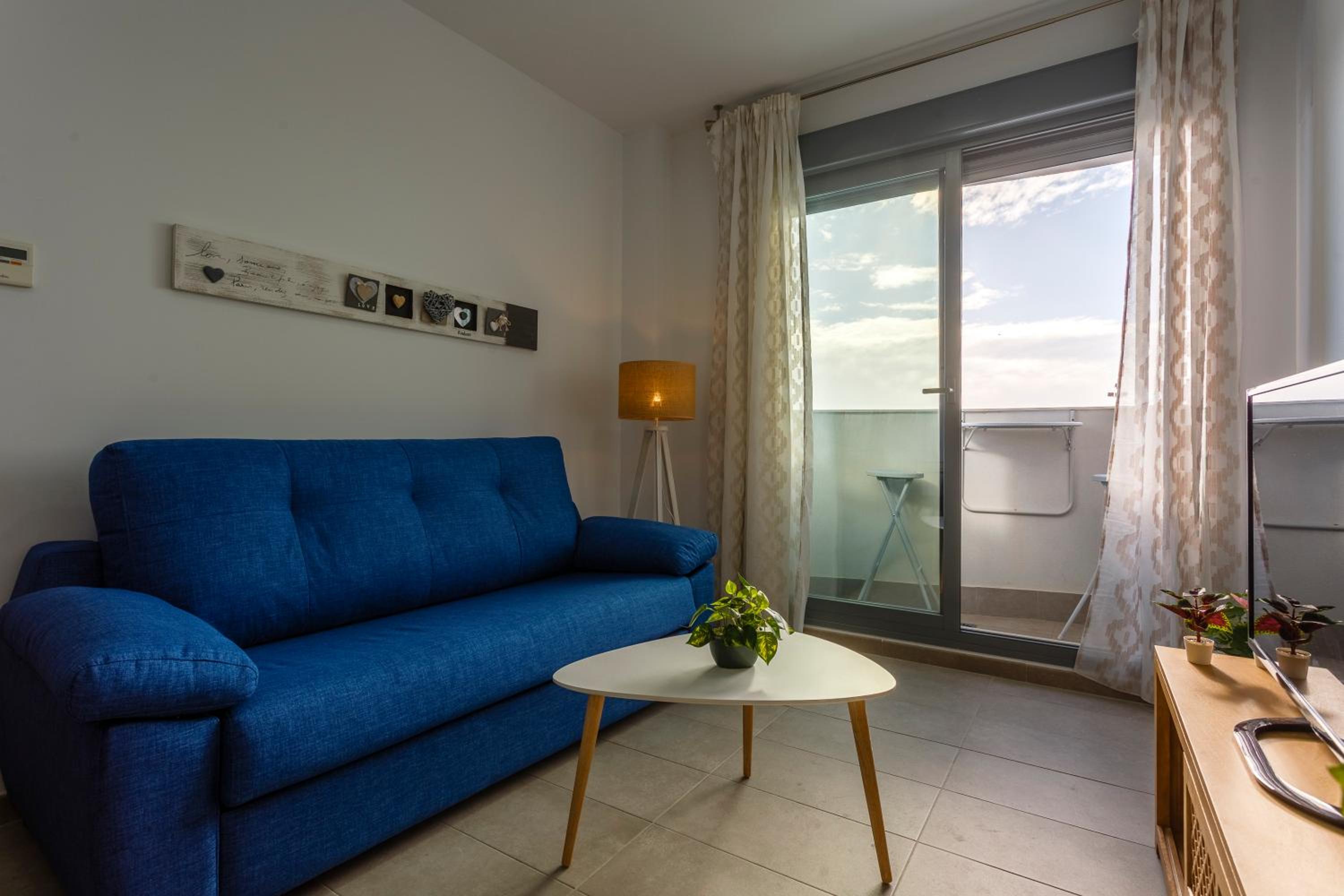 POSEIDON Beach Apartment & parking by Cadiz4Rentals