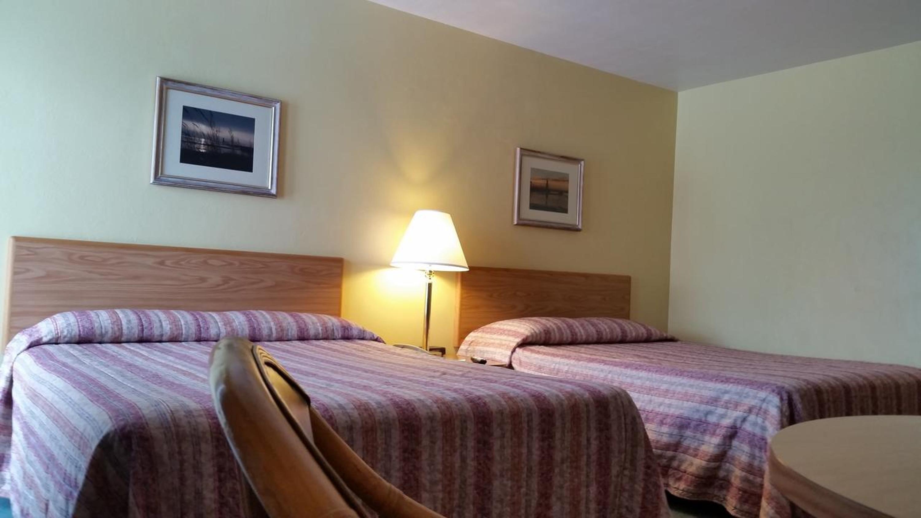 Algoma Beach Motel