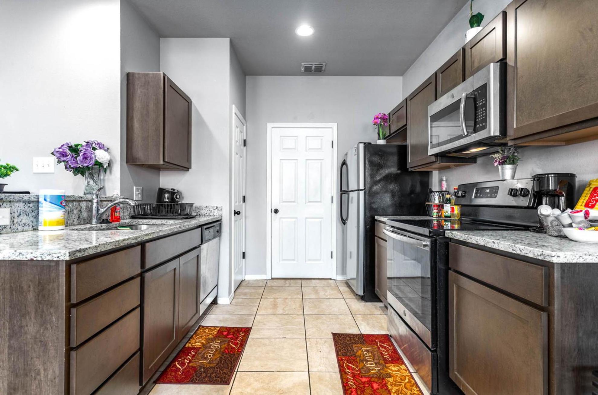 Texas style 3BR 3BA Home w 12 Arcade Games & HotTub- w Private Garage & Private backyard view 5
