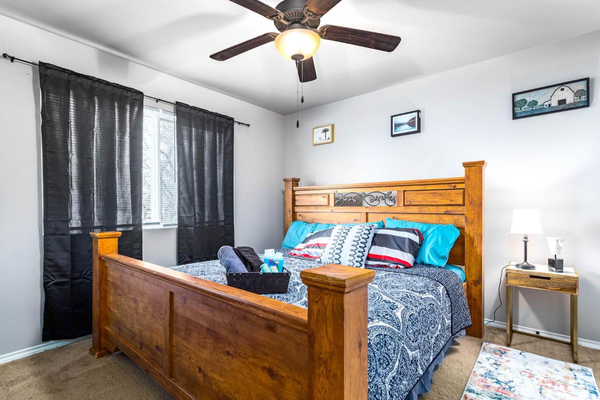 Texas style 3BR 3BA Home w 12 Arcade Games & HotTub- w Private Garage & Private backyard view 2