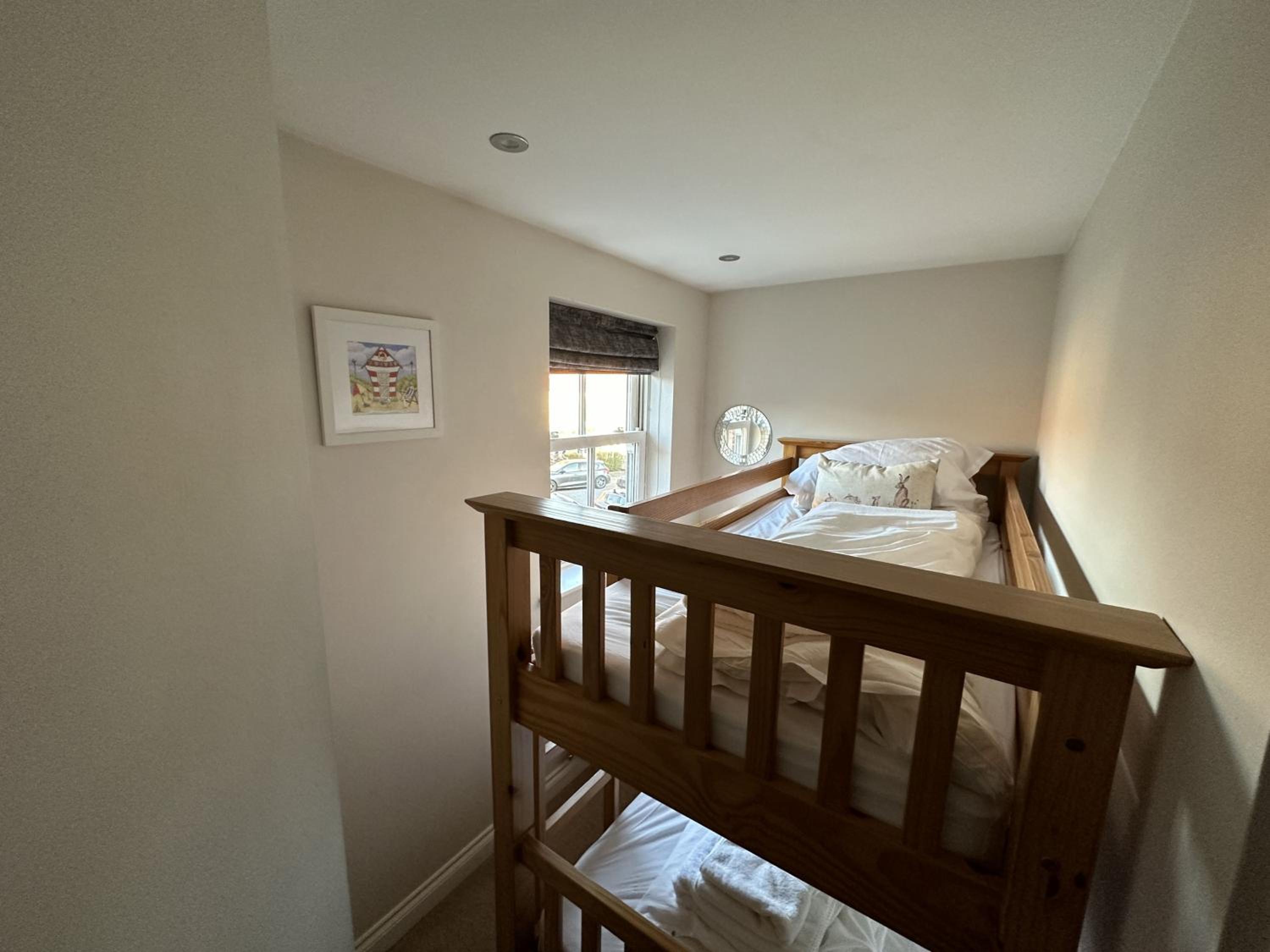 Honeybee Cottage - Part of the The Bay Filey Holiday Village with pool, gym and direct beach access, pub, restaurant, tennis and meadows walks