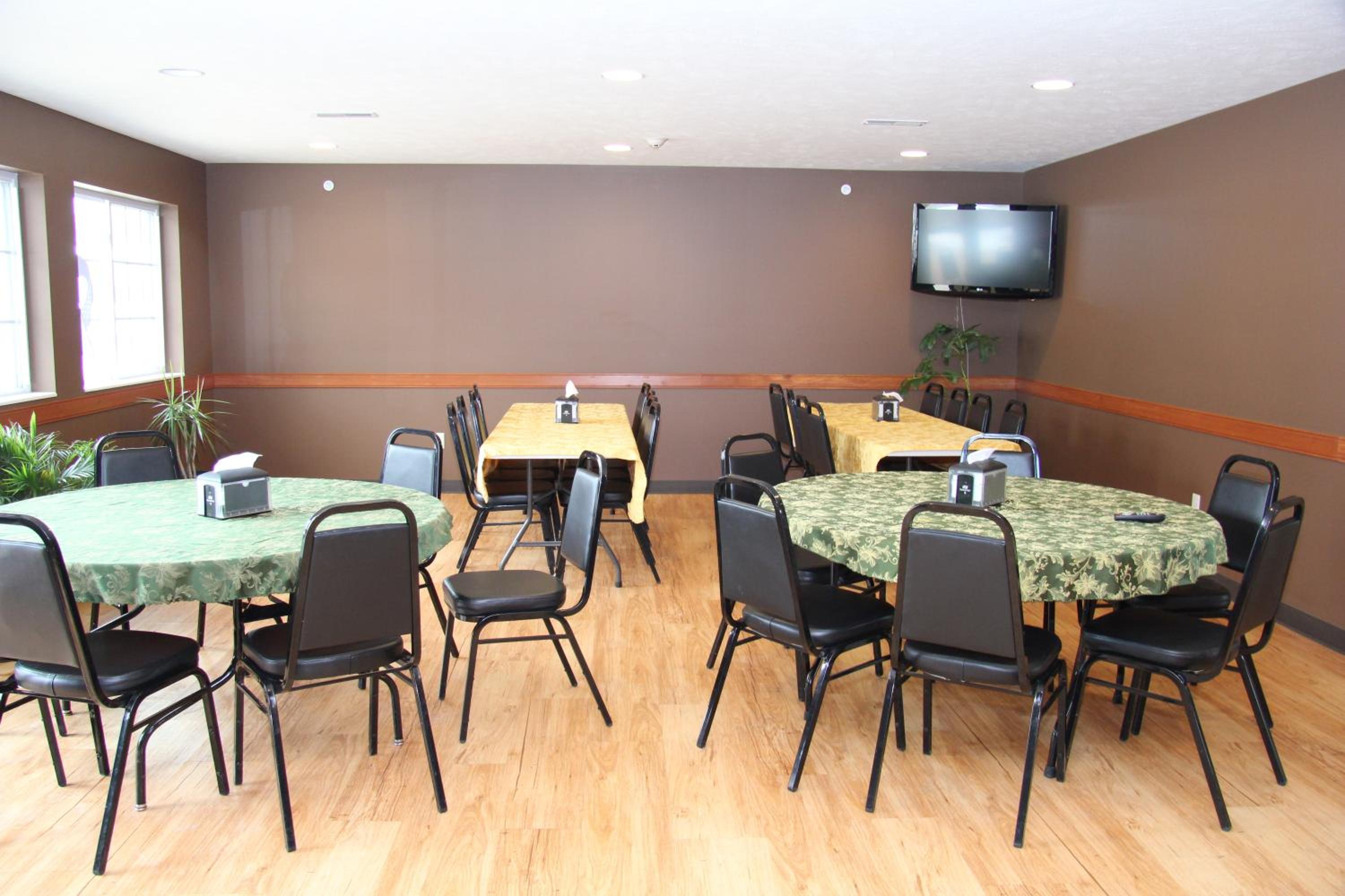 Green Acres Hotel
