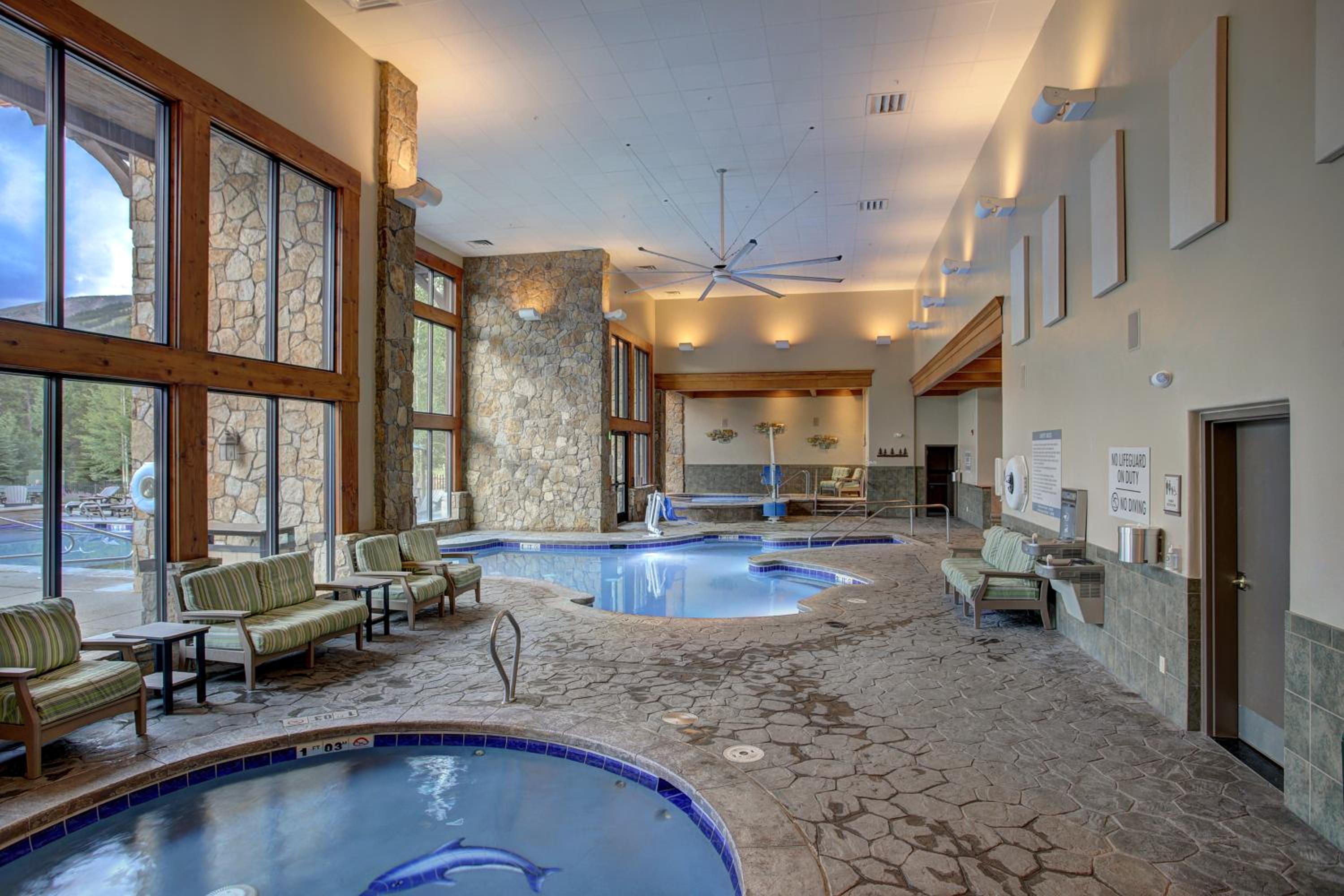 Grand Timber Lodge