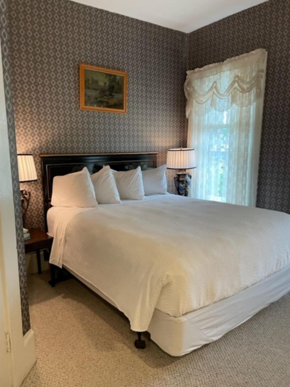 Central House Inn