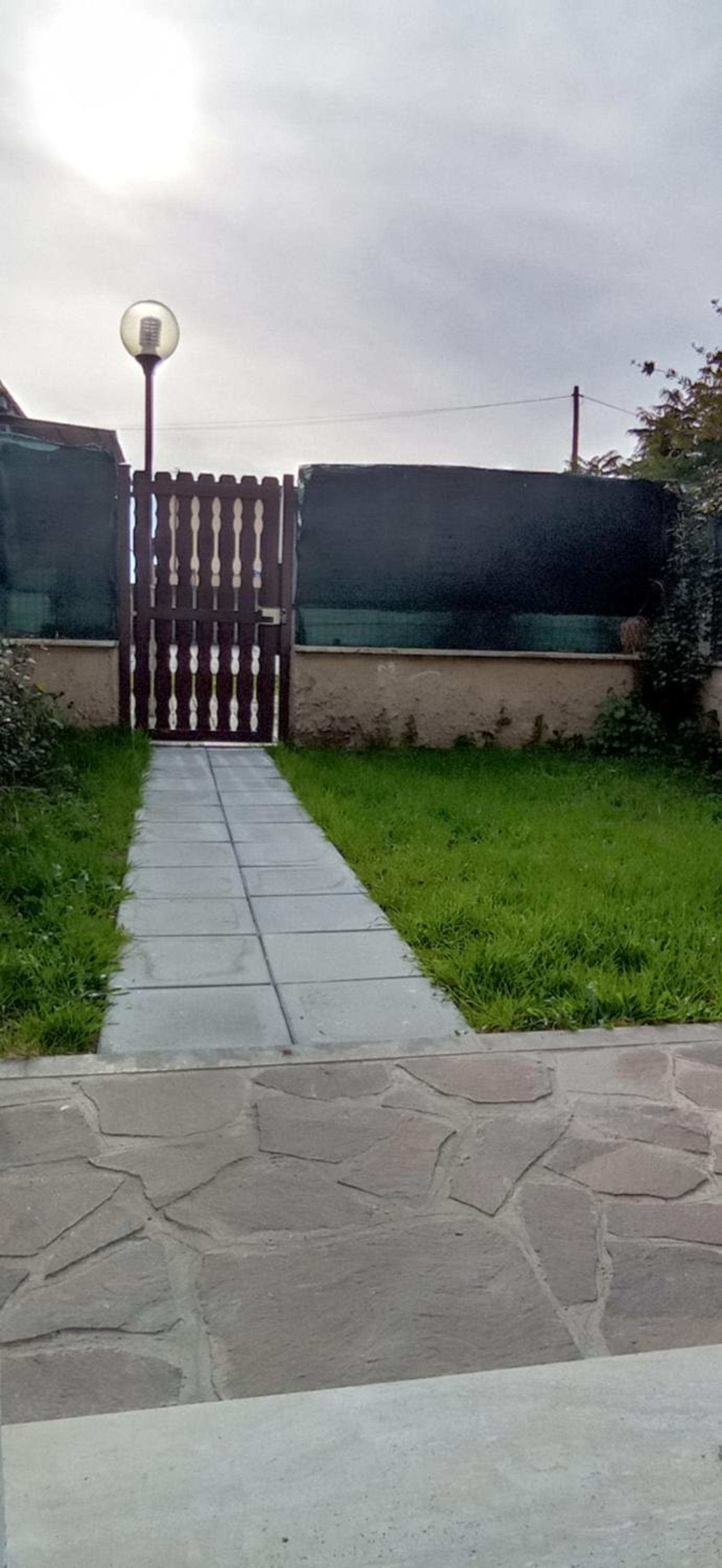 Da Vinci House view 2