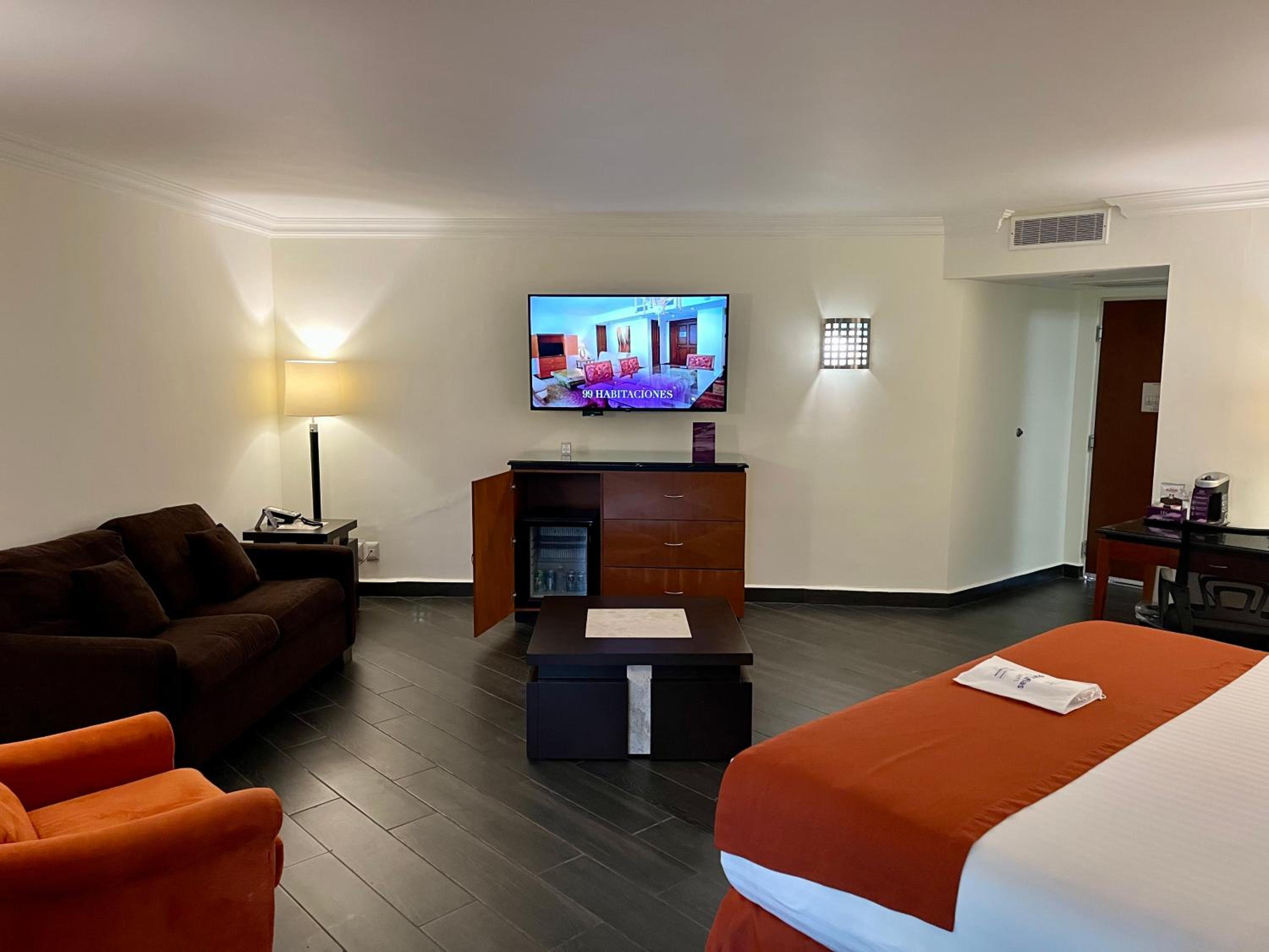 Tampico Vacations - HS HOTSSON Hotel Tampico - Property Image 10