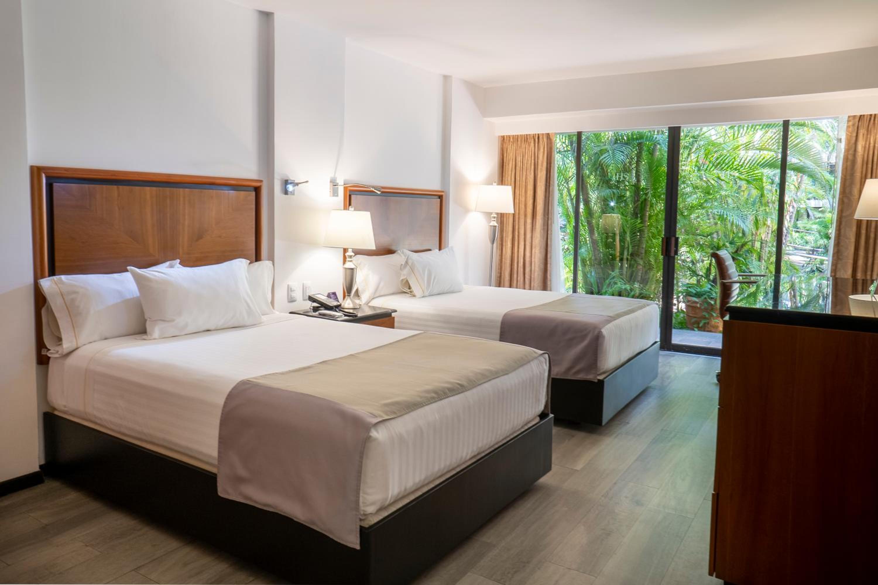 Tampico Vacations - HS HOTSSON Hotel Tampico - Property Image 1