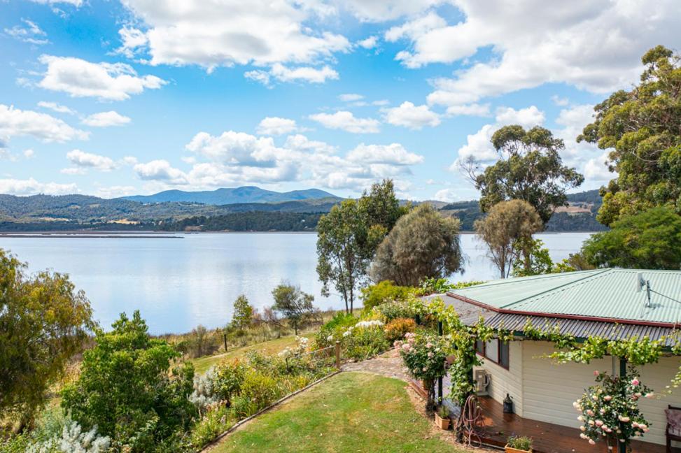 Fleurty's Point Cottage at Franklin South, Huon Valley, Tasmania