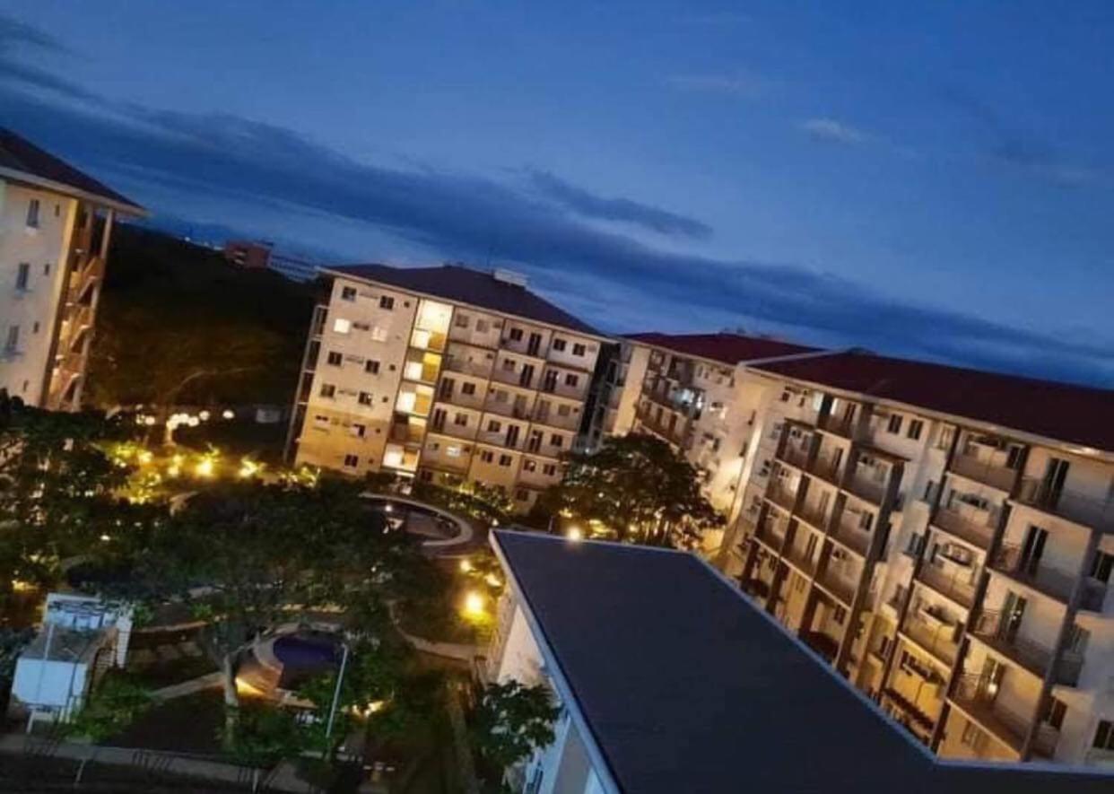 Amaia Steps Nuvali fully furnished unit with swimming pool view near Carmelray Pitland