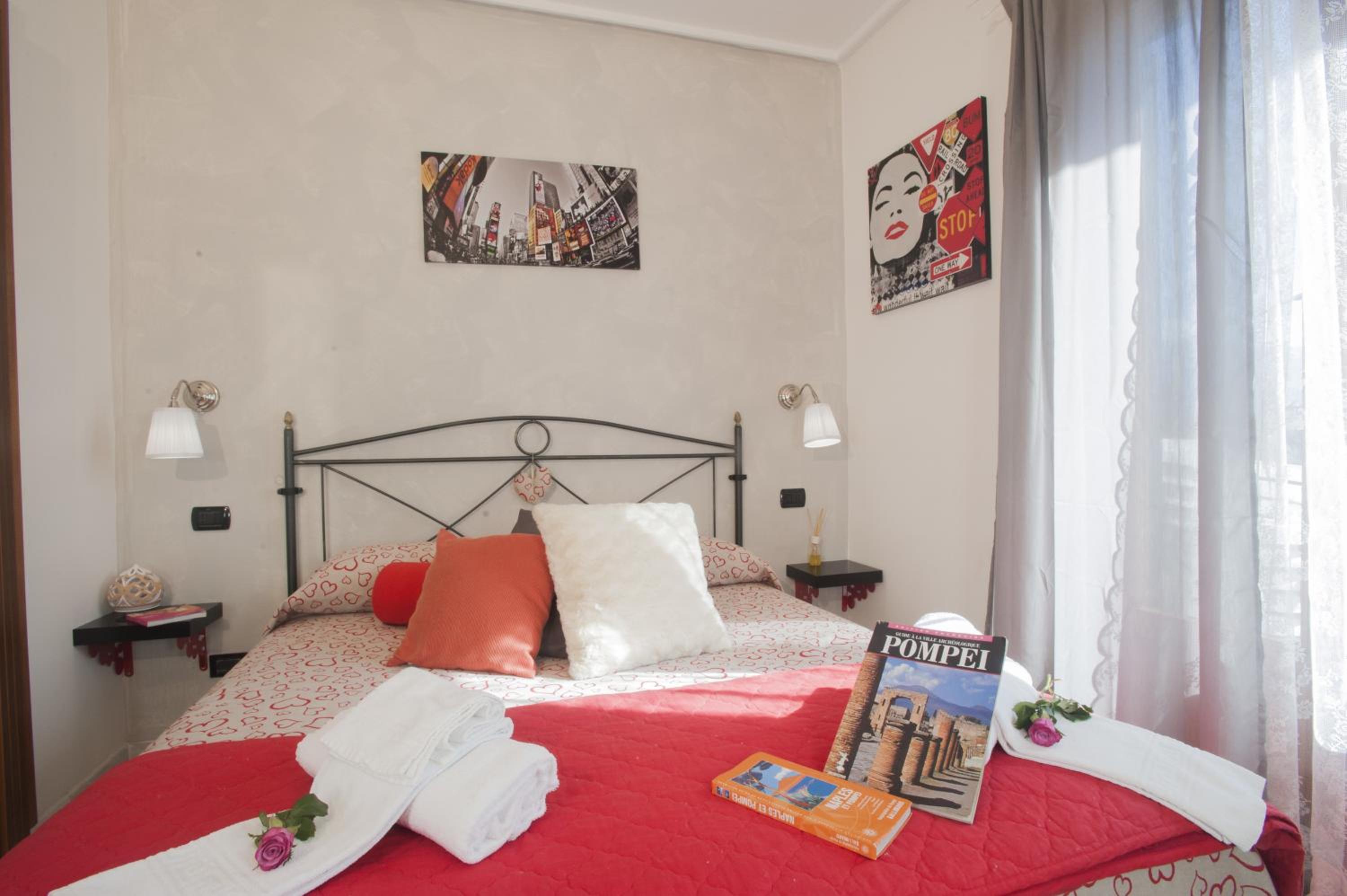 B&B Elena