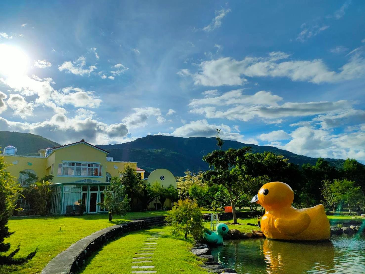 依比鴨鴨水岸會館 Ducking House