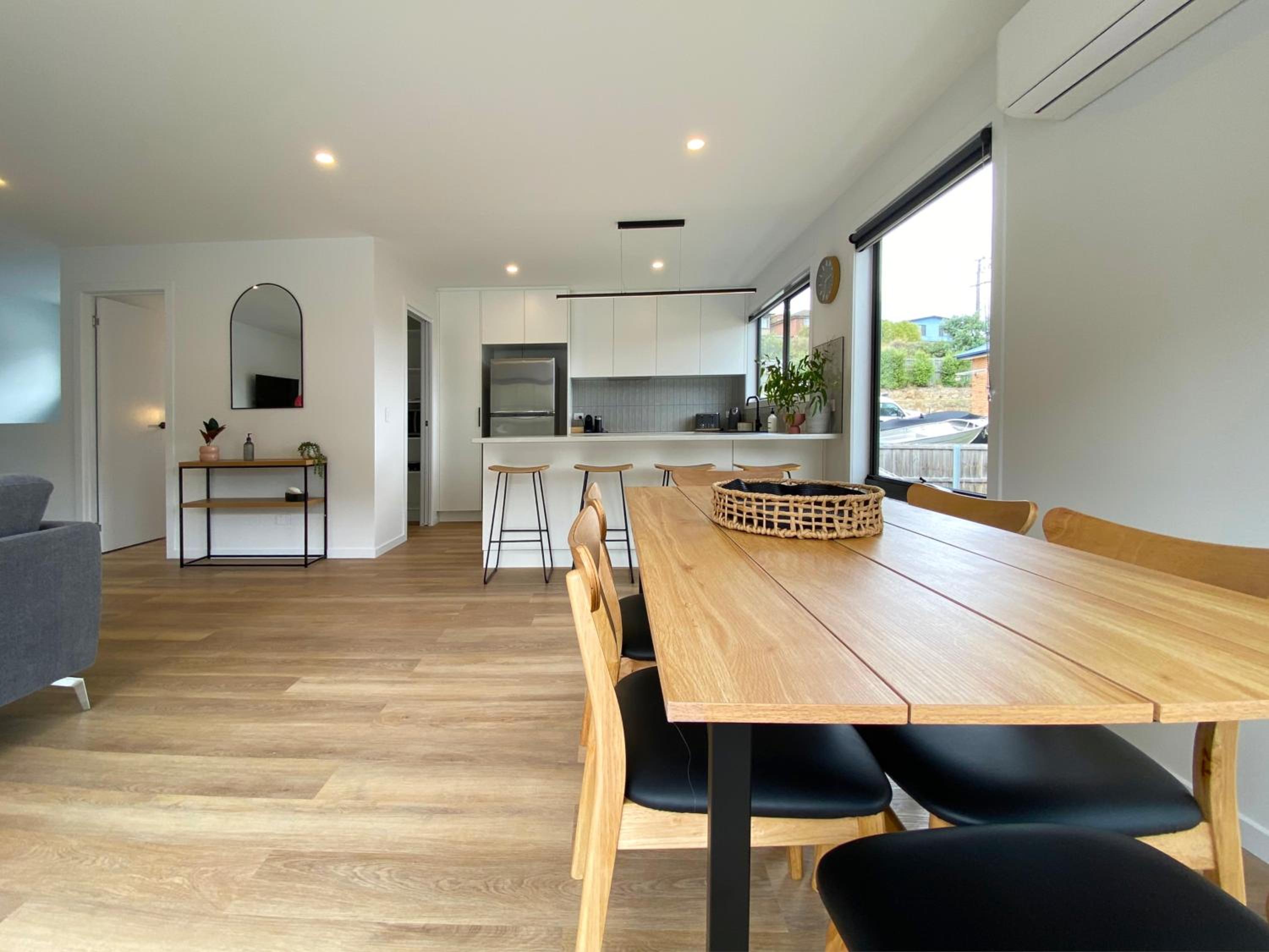 Albatross Rise - Modern Family Home