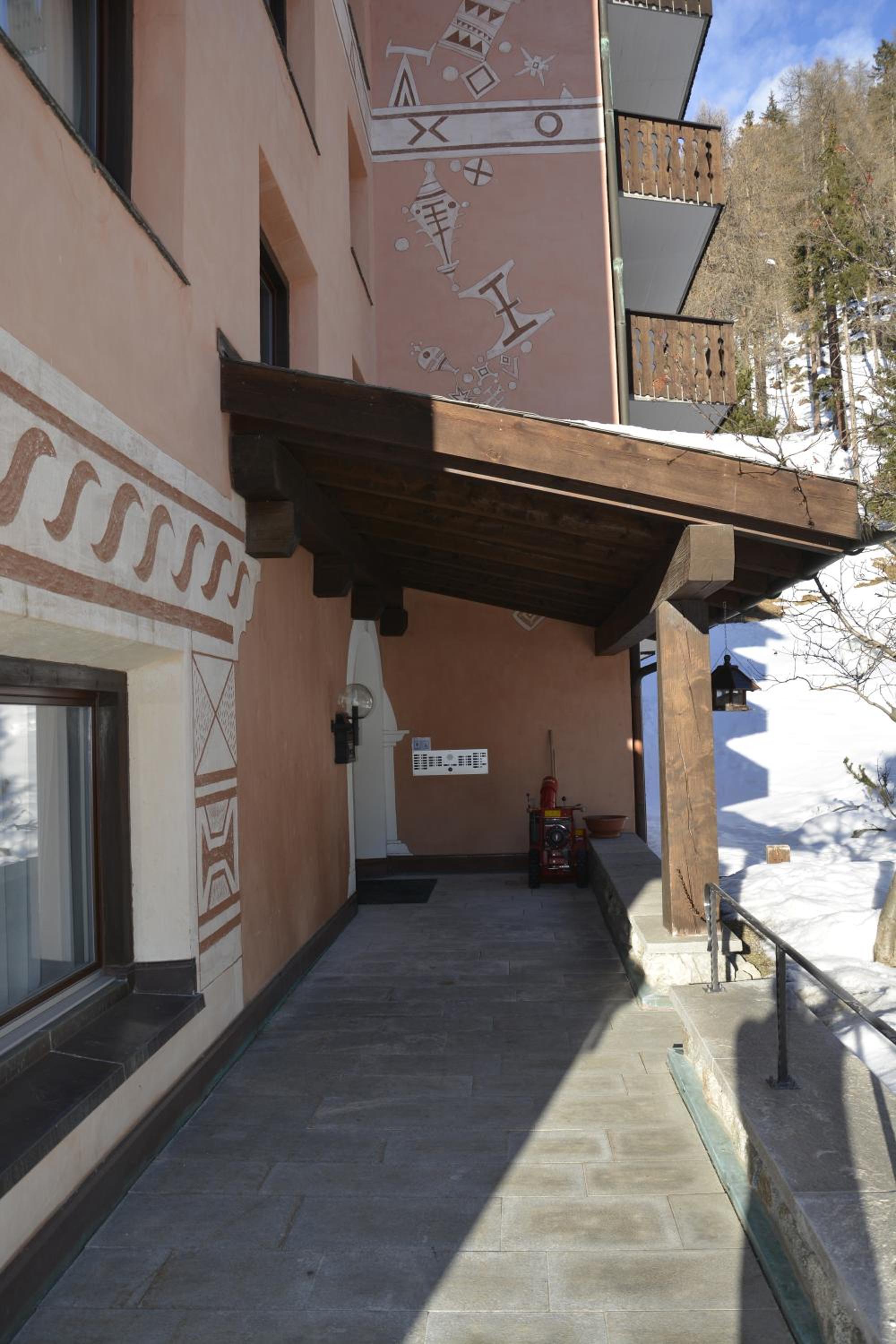 Photo 13