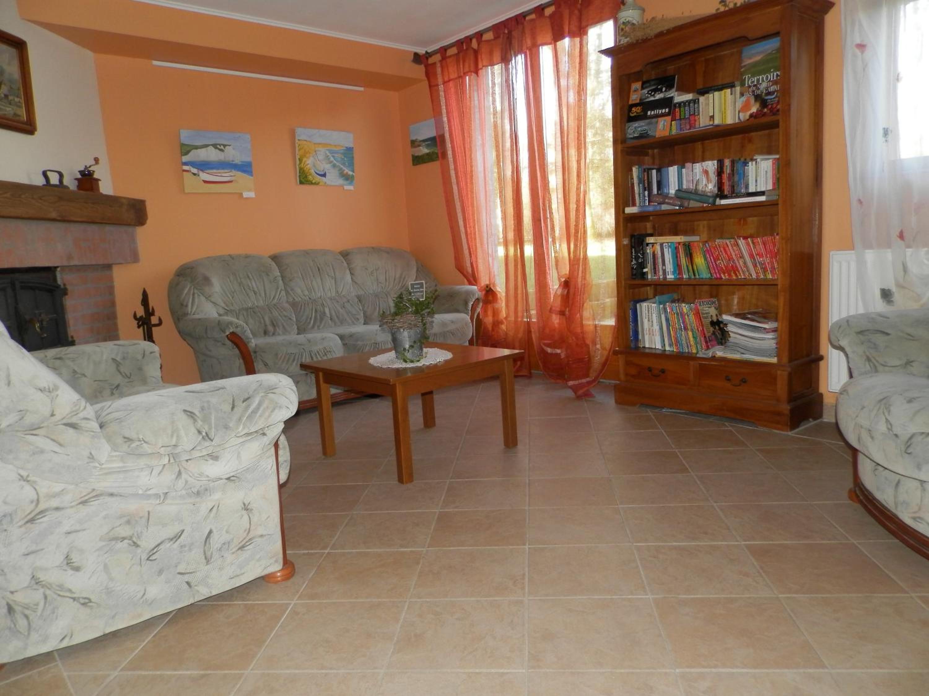 Photo 4