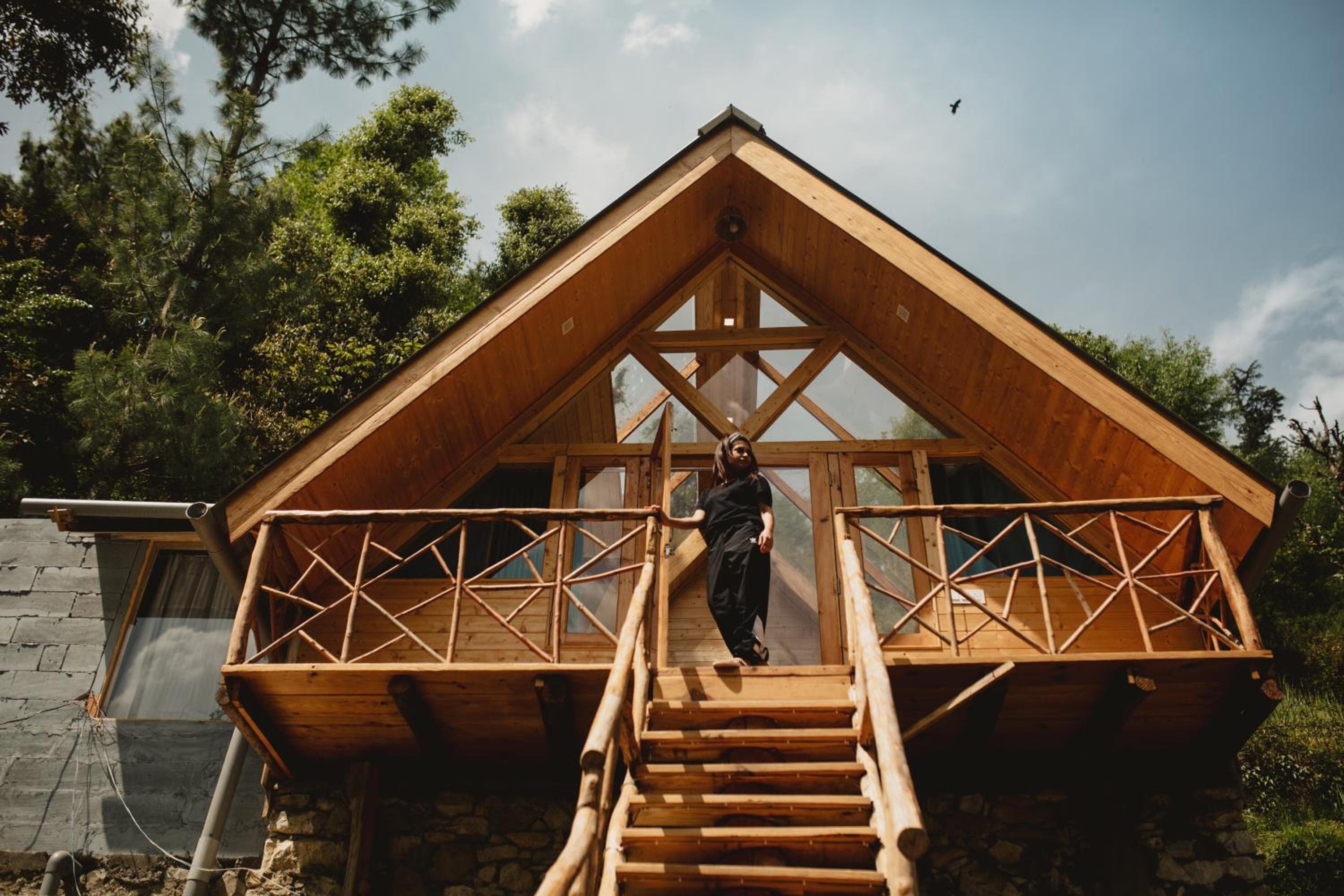 The Minimal Stargazing Cottages Jibhi view 3