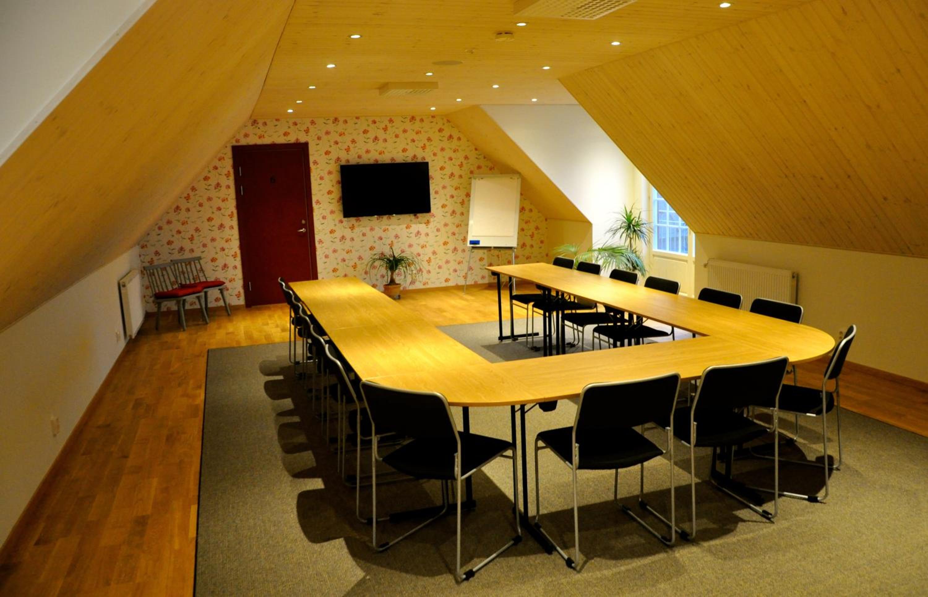 meeting & event spaces