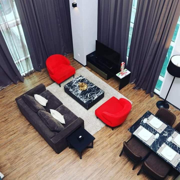Urbano Luxury Maritime Suite photo 8