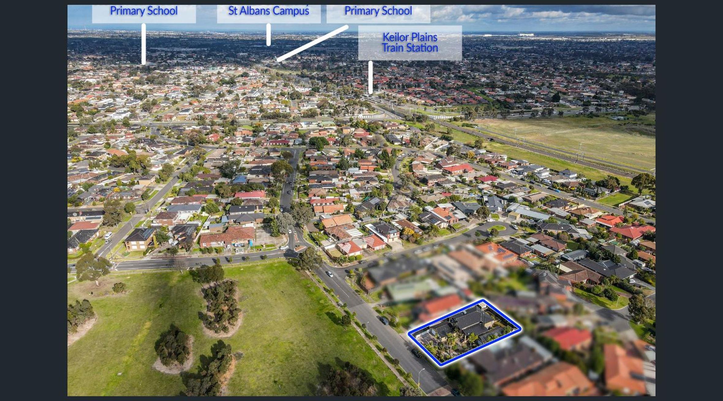 12 mins to Mel Airport-Good Wood House
