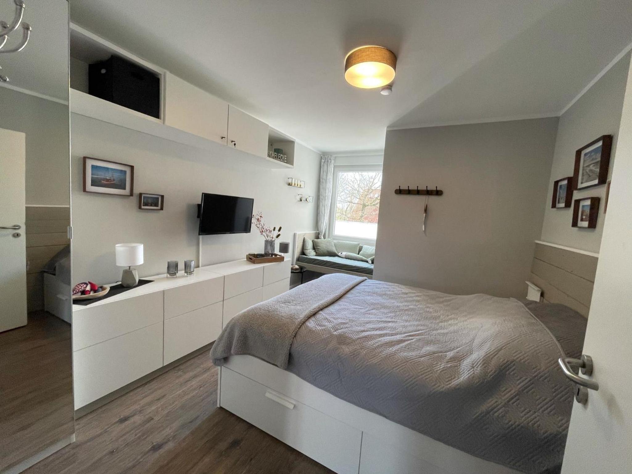 Mühlenstraße 19 Ferienwohnung 50227
