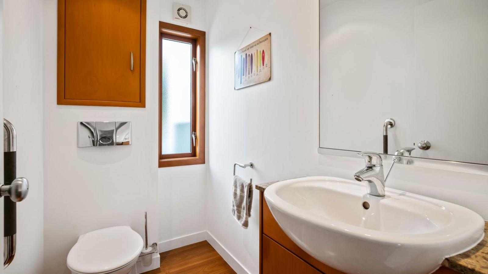 Remarkable Red Beach - Red Beach Holiday Home view 5