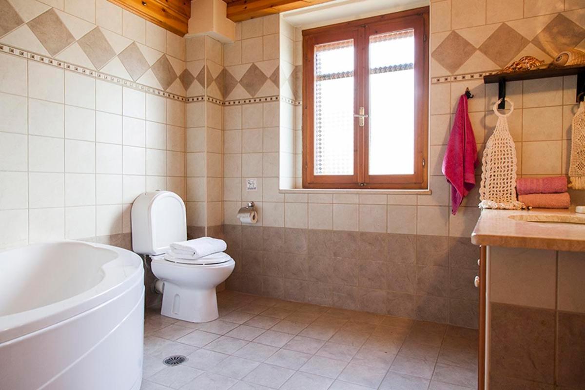Katouna Holiday House