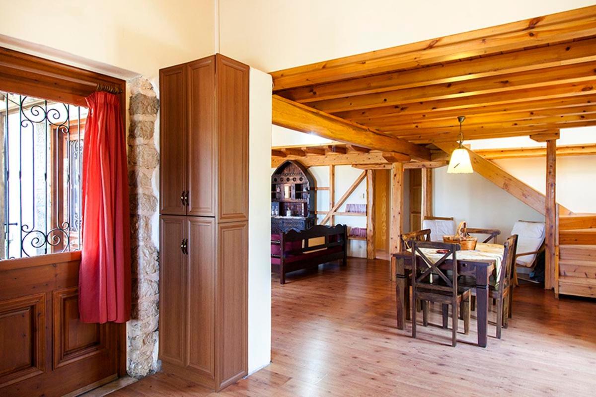 Katouna Holiday House