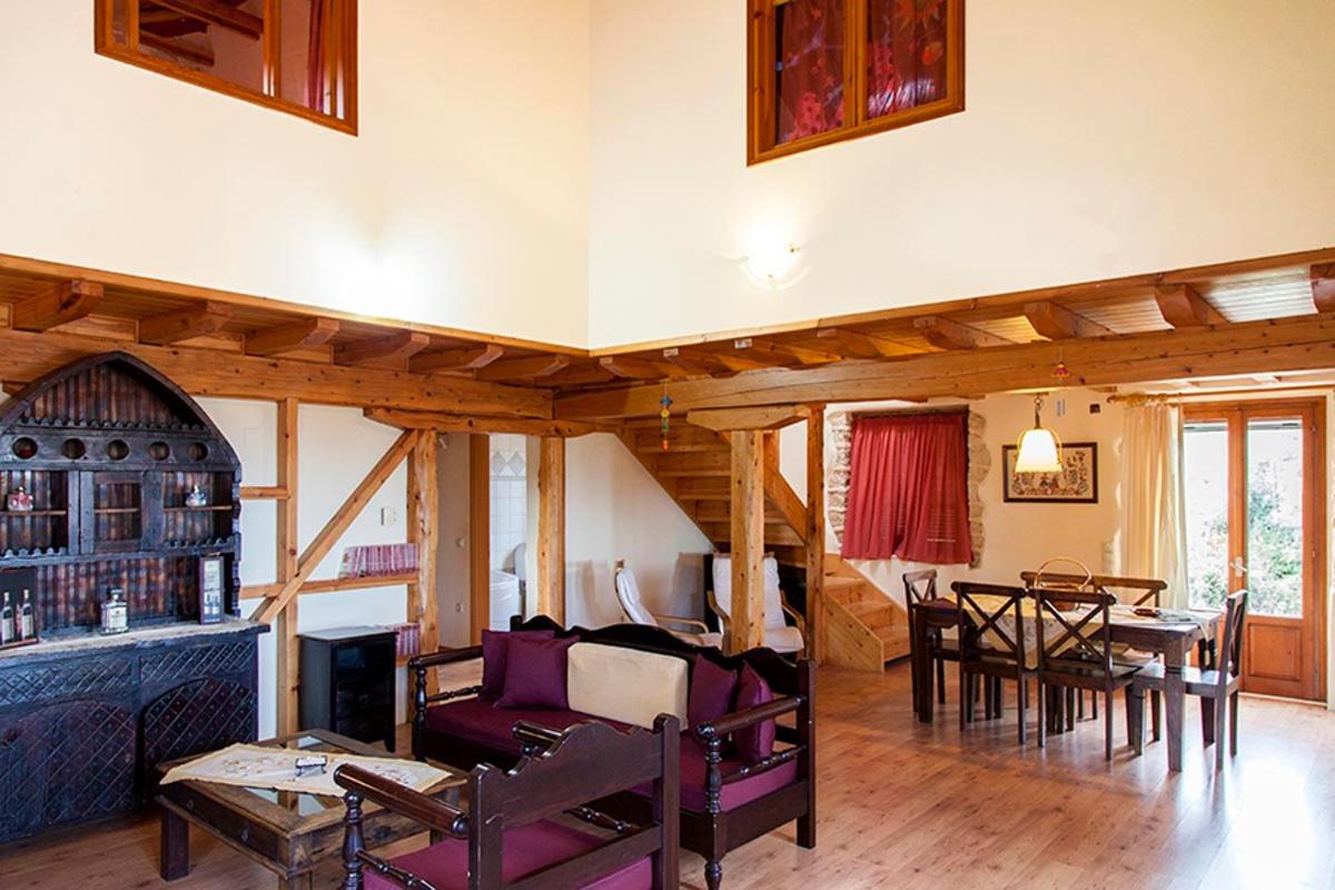 Katouna Holiday House