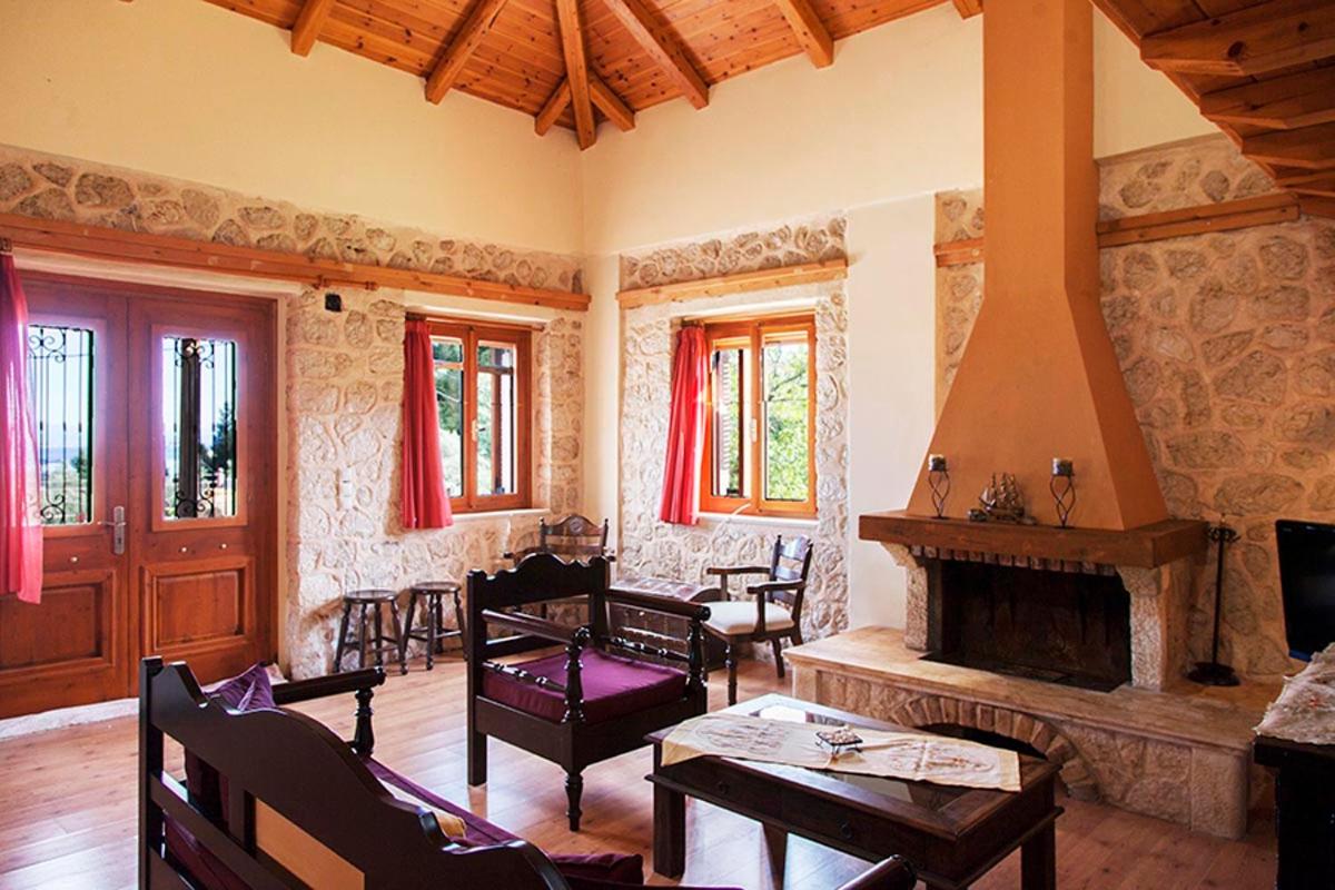 Katouna Holiday House