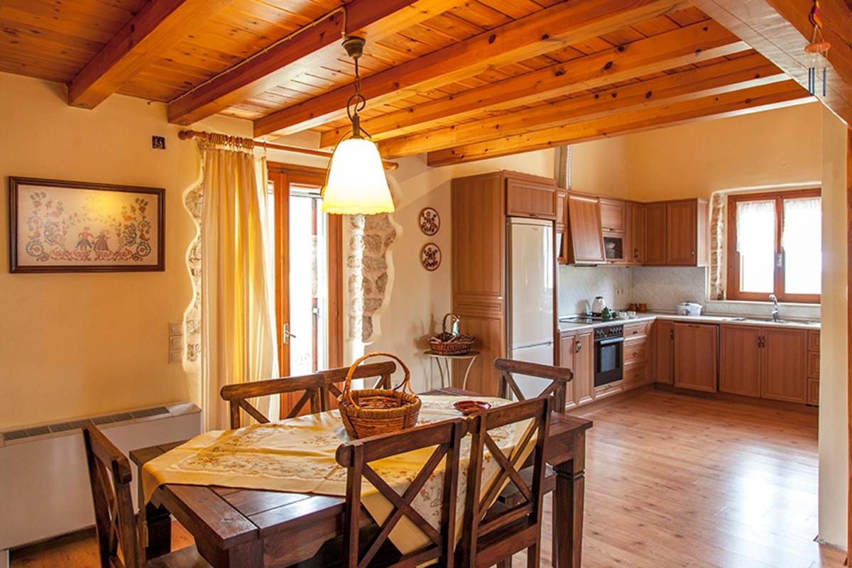 Katouna Holiday House