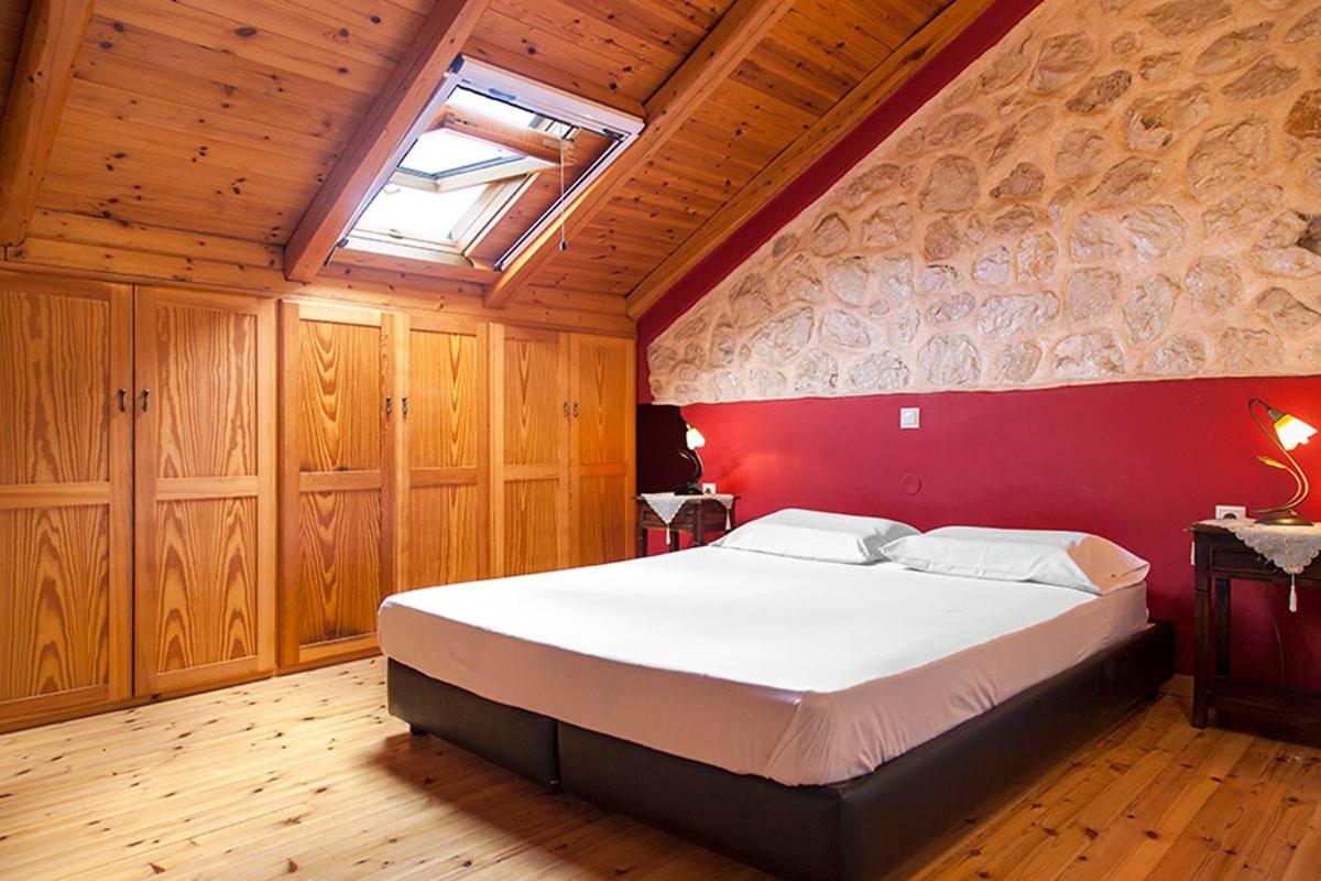 Katouna Holiday House