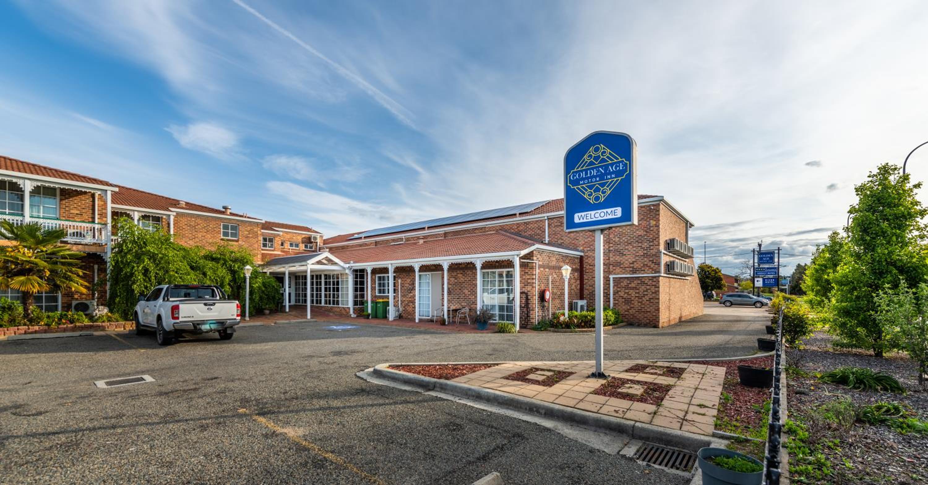 Golden Age Motor Inn