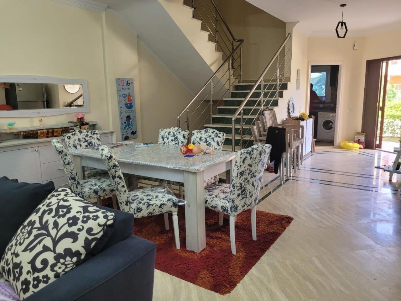 Twin house- la jolie marina view 3