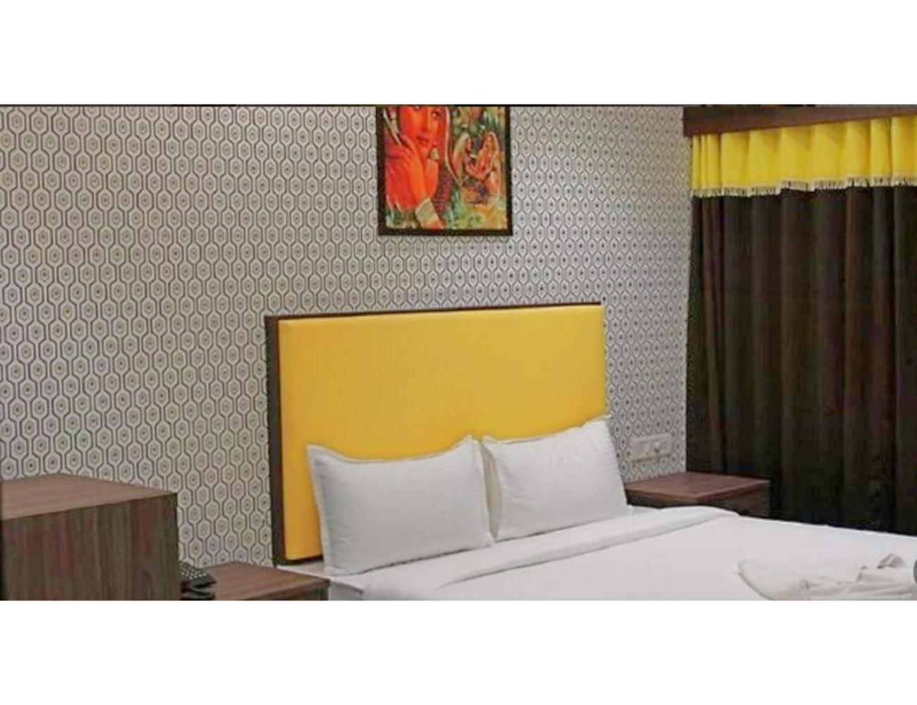 The Two Angel Homestay, Shivpuri