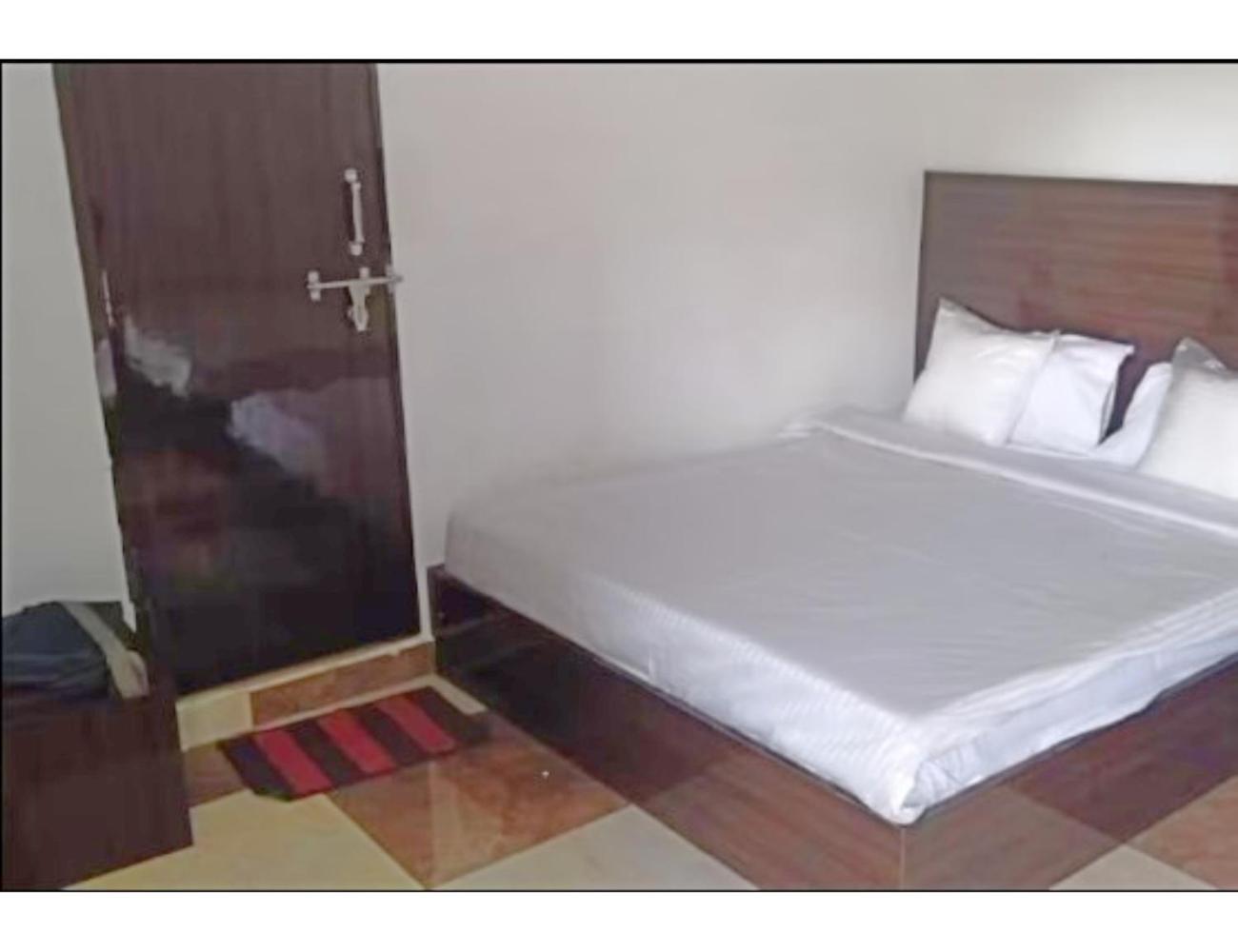 The Two Angel Homestay, Shivpuri
