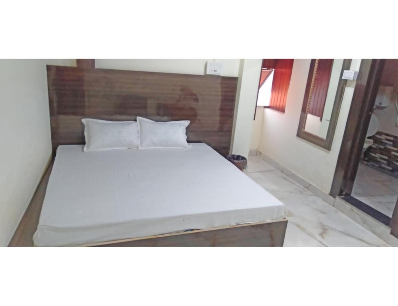 The Two Angel Homestay, Shivpuri