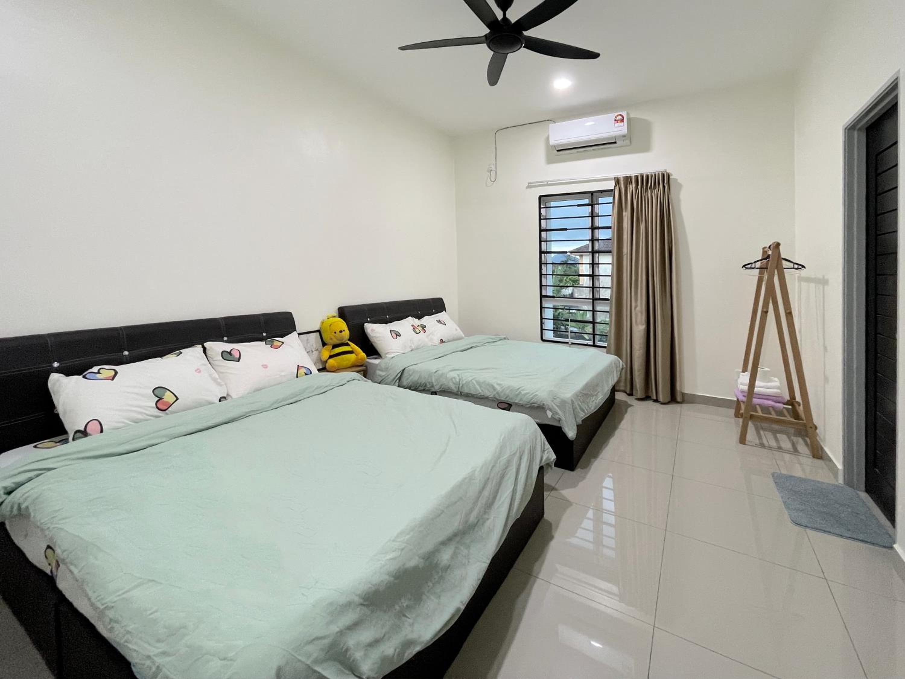 LOW SEASON PROMOTION! 4B12B Mountainville Bungalow photo 6