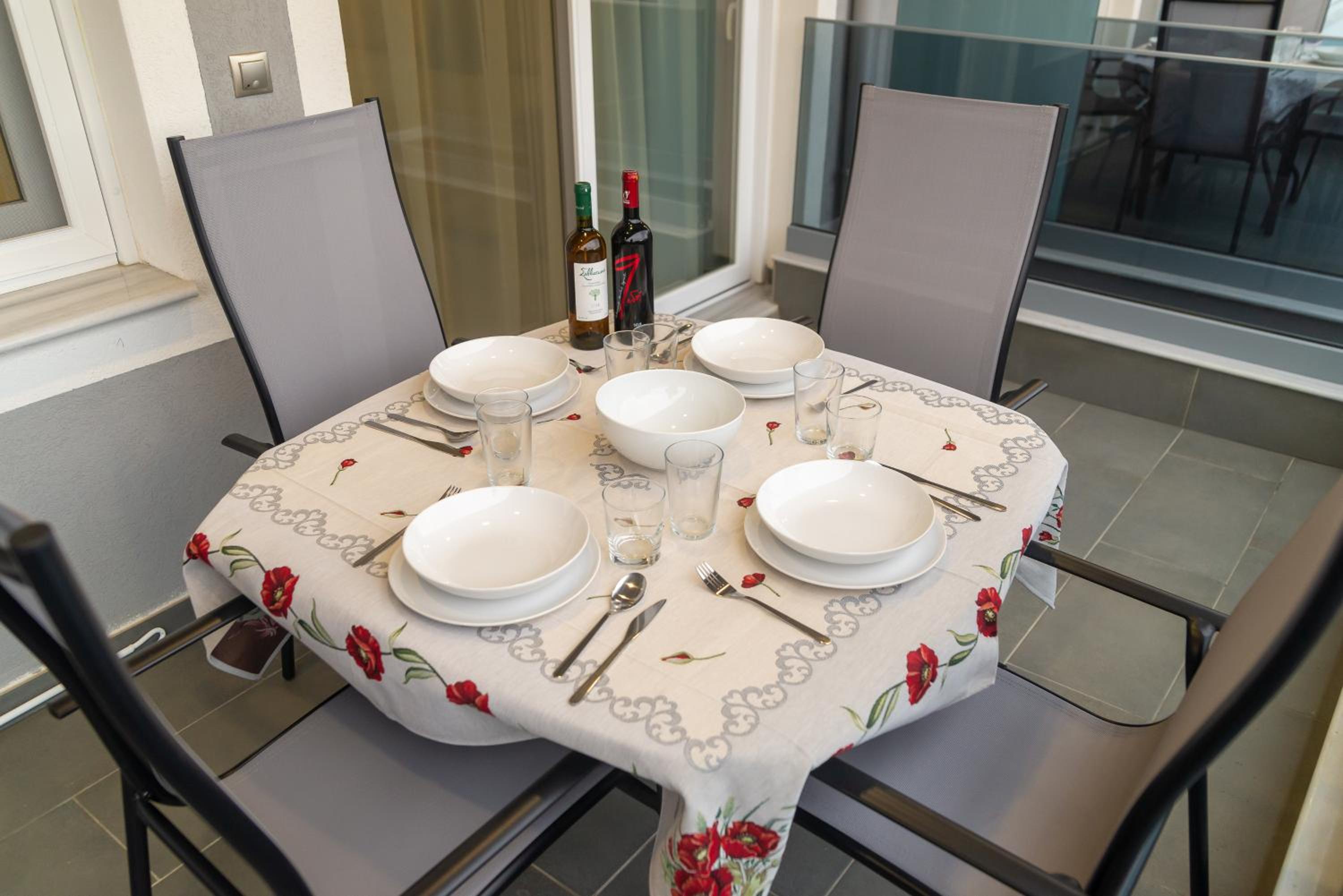 Armonia Apartments